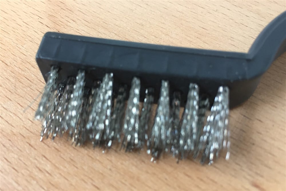 Mini Saplı Çelik Tel Fırça-Siyah Plastik Saplı