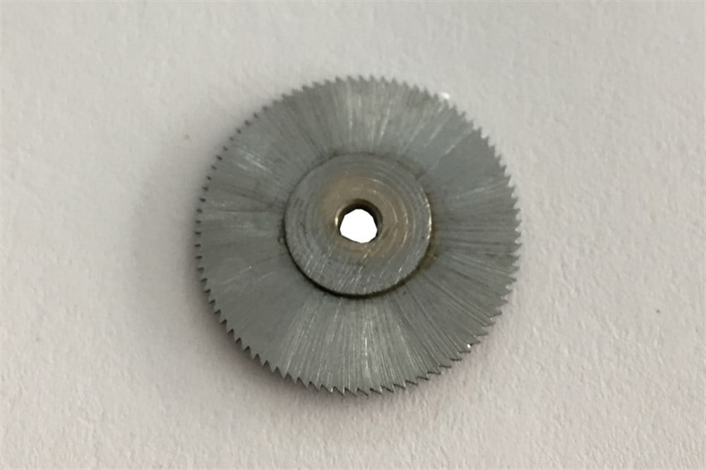Daire Testere-Parmakta Kalan Yüzüğü Kesen-Çap:2 cm