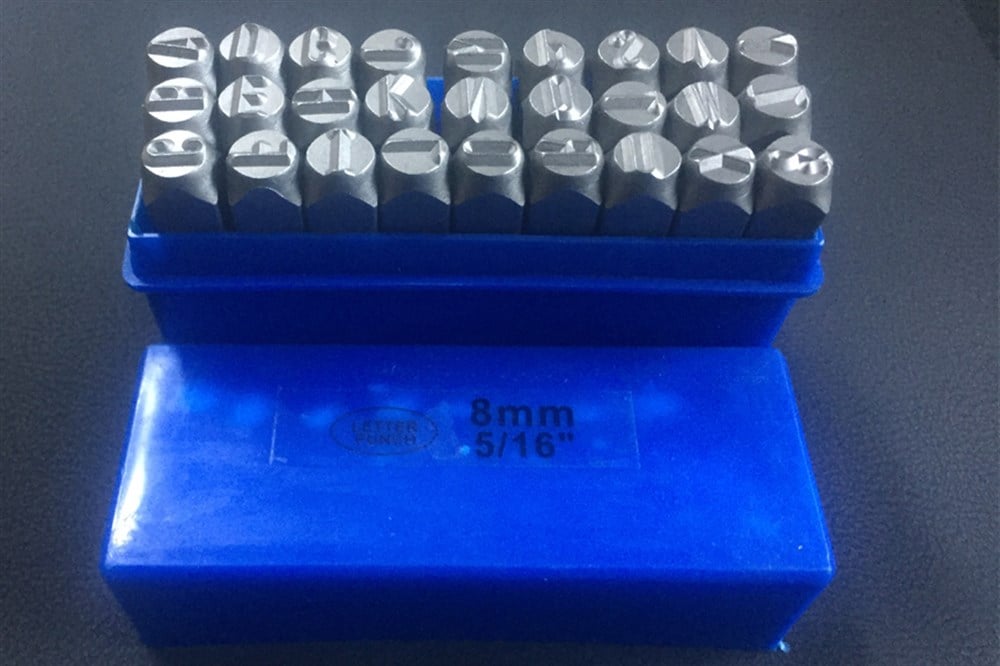 Harf Damga Seti  A-Z   8 mm-Plastik Kutu