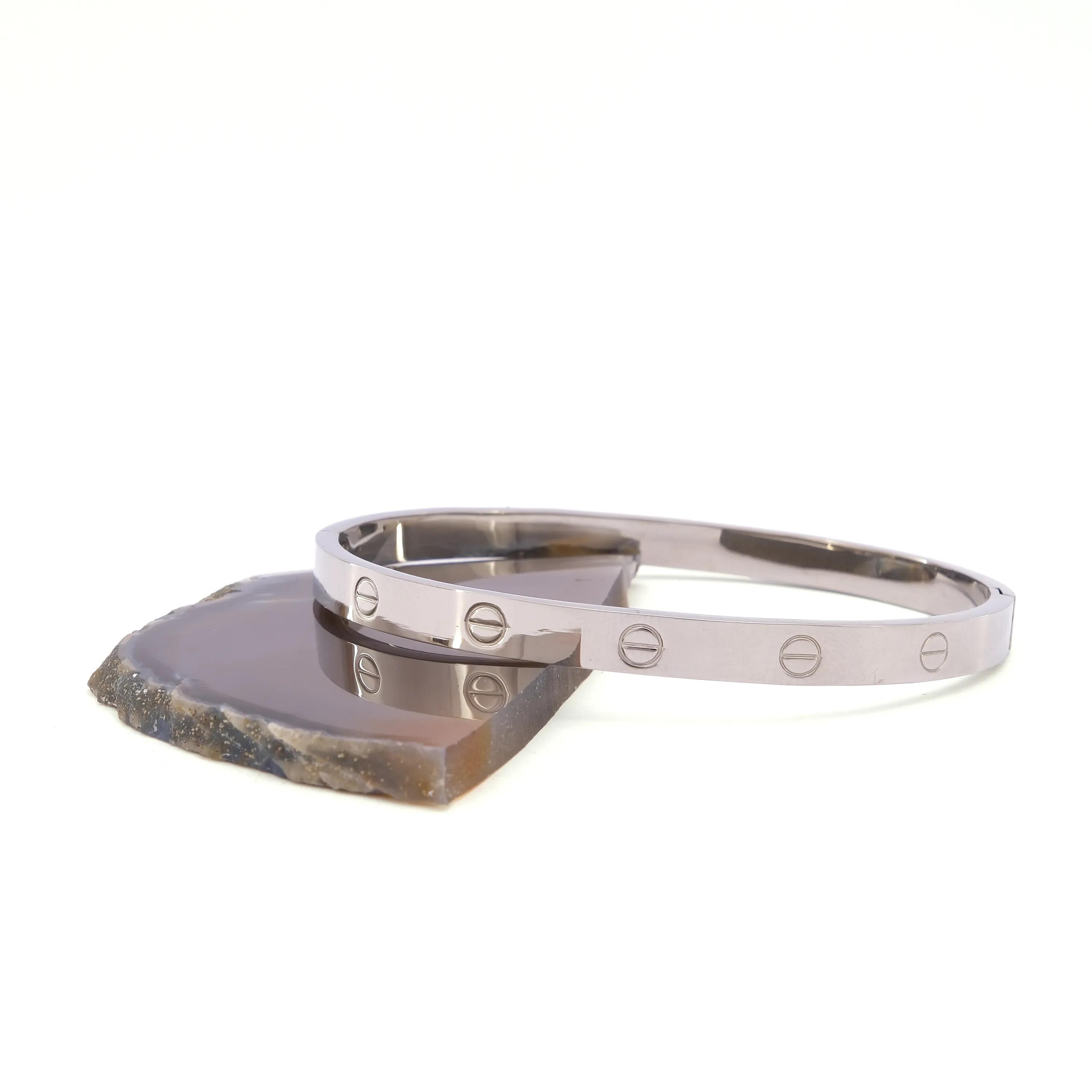 316L Çelik Erkek VidaModel Çelik Kelepçe EBLK-467