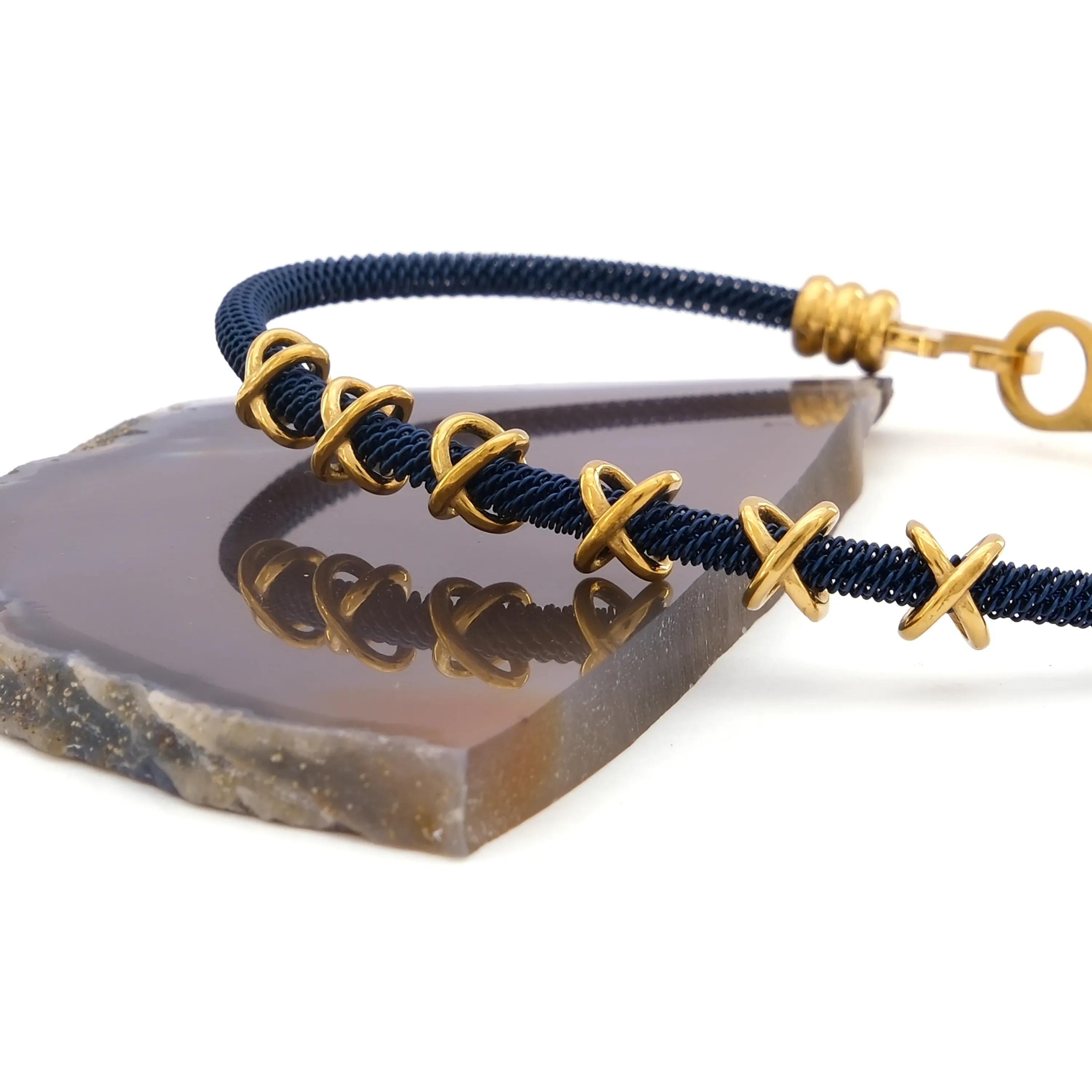 Altın Kaplama  Düğüm Detaylı Lacivert Erkek Kelepçe Bileklik EBLK-428