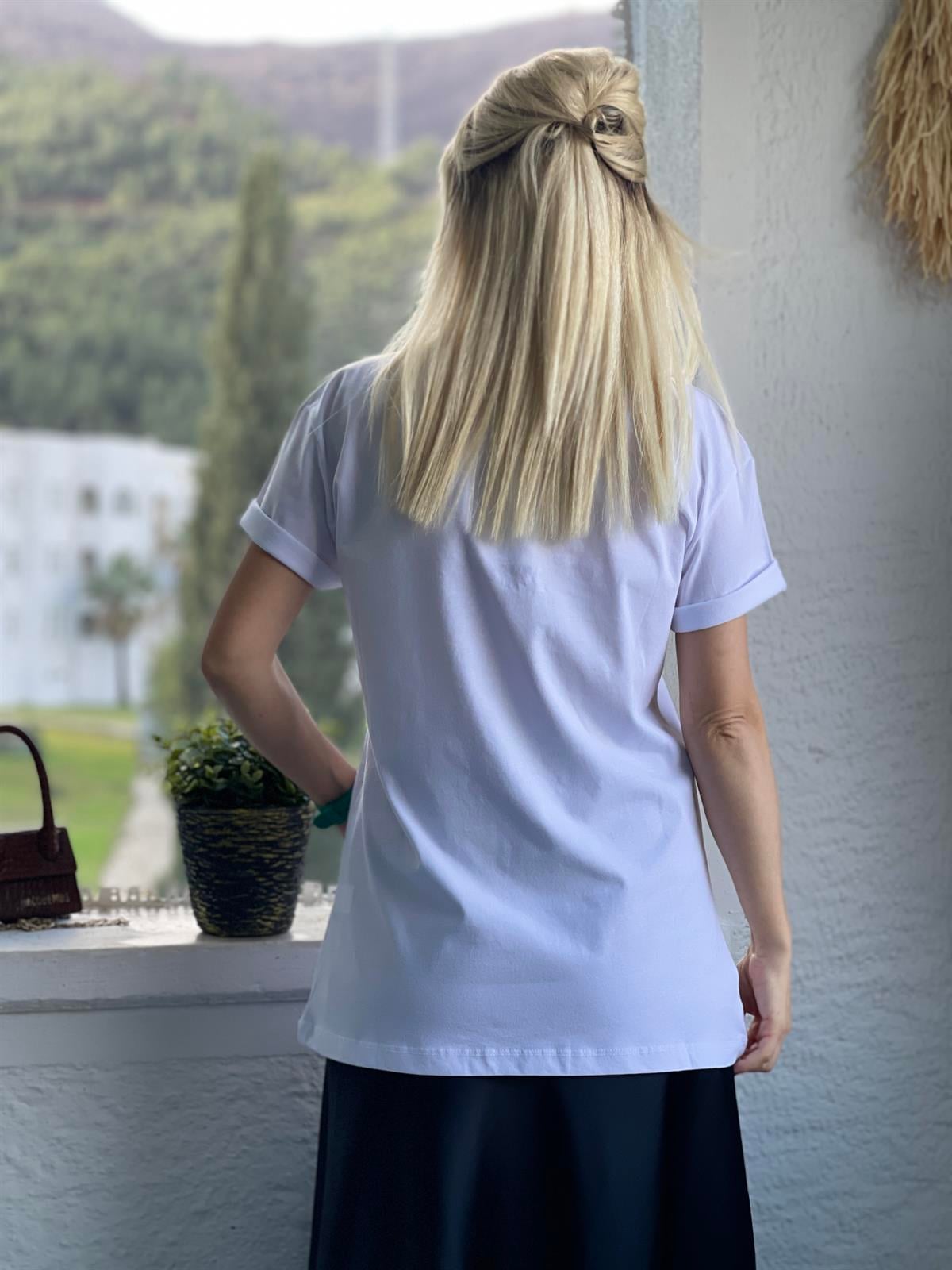 Kadın Detaylı Beyaz Tişört