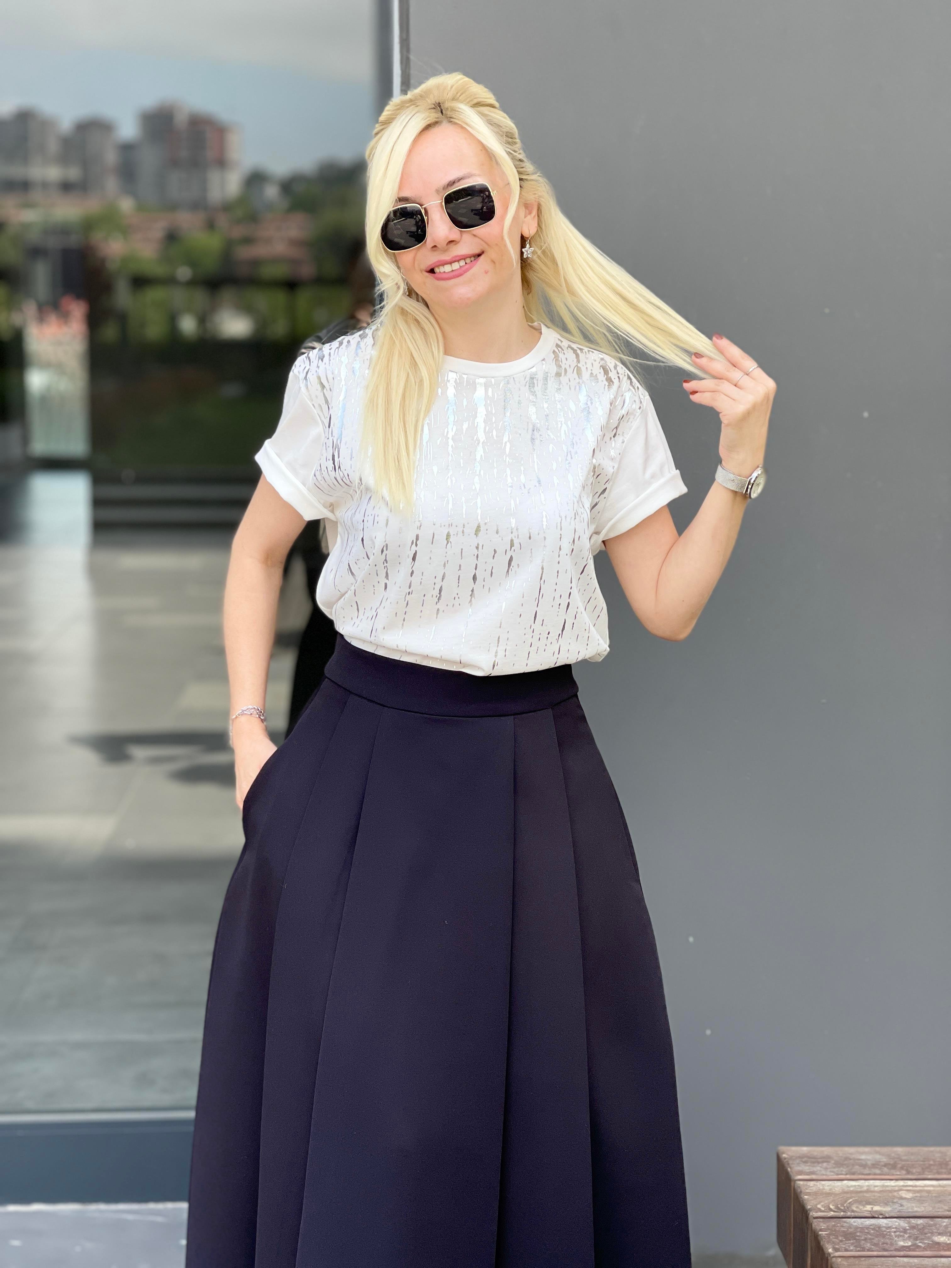 Varak Baskılı Basic Beyaz Tişört