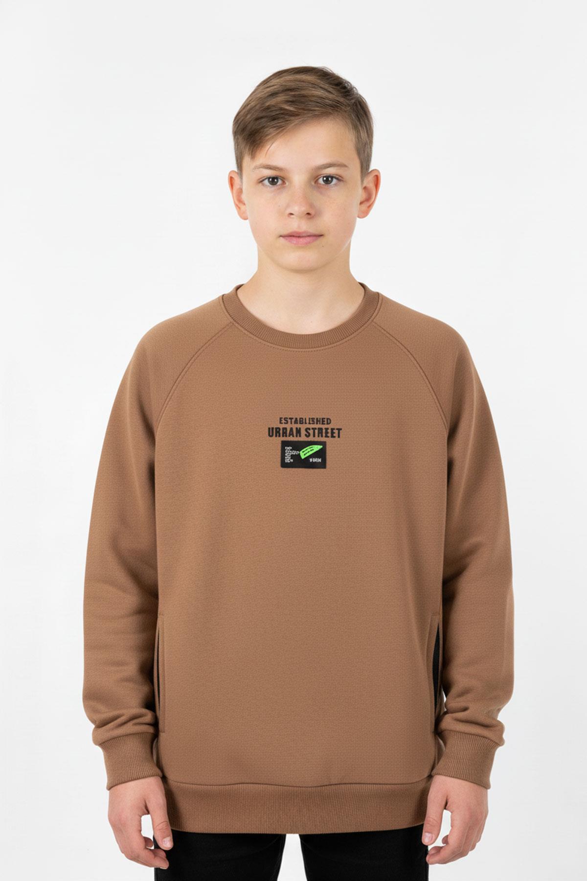 Kanguru Cepli Baskılı Detaylı Erkek Çocuk Sweatshirt