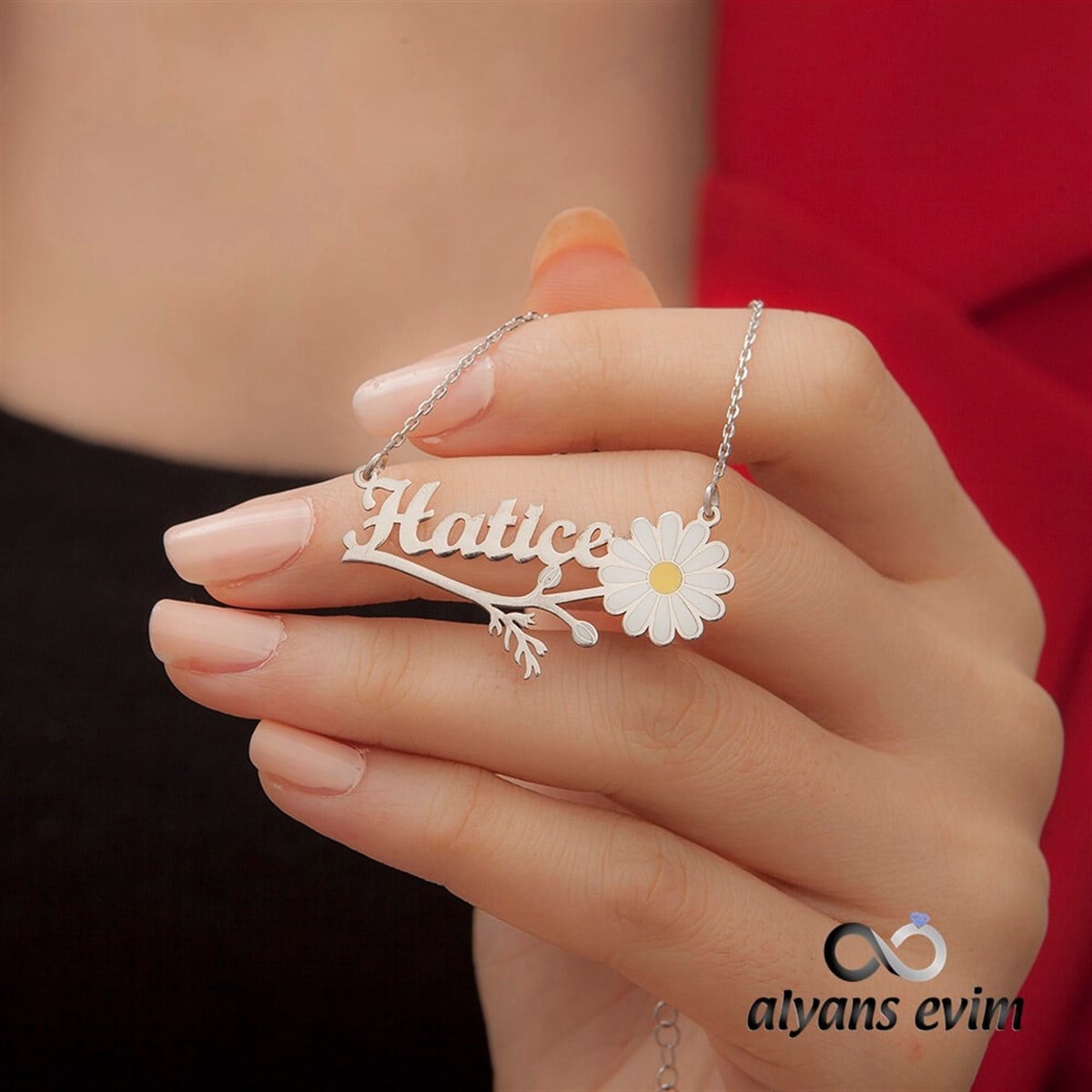 Gümüş Yonca İsimli kolye