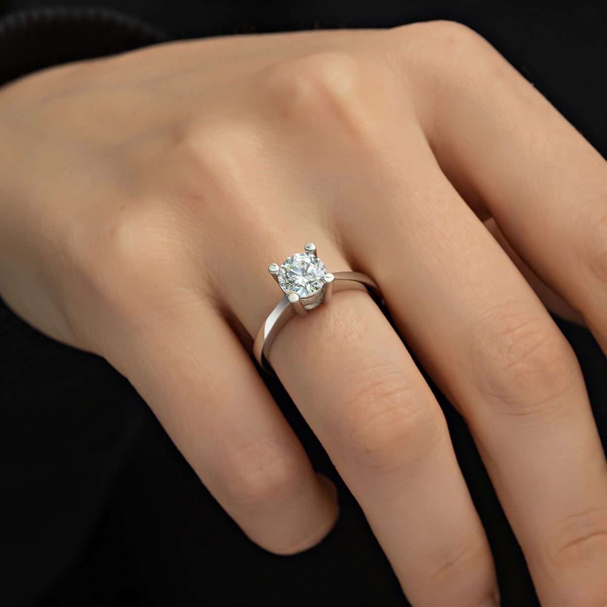 Pırlanta Montür Swarovski Taşlı Gümüş  Yüzük