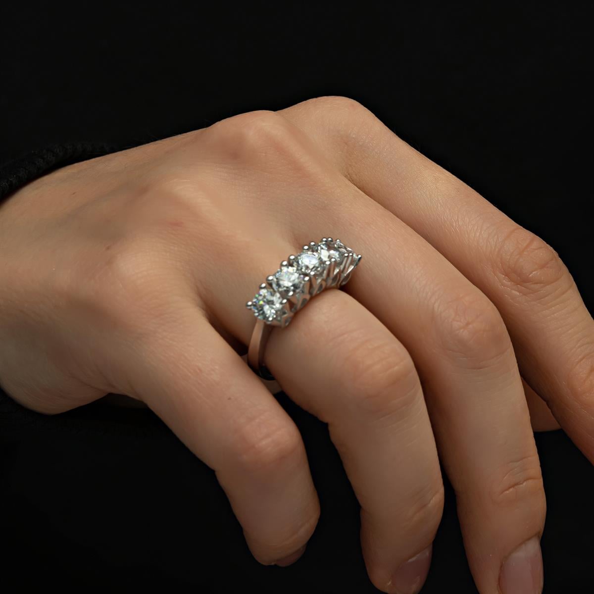 Swarovski Taşlı Gümüş Beştaş Yüzük