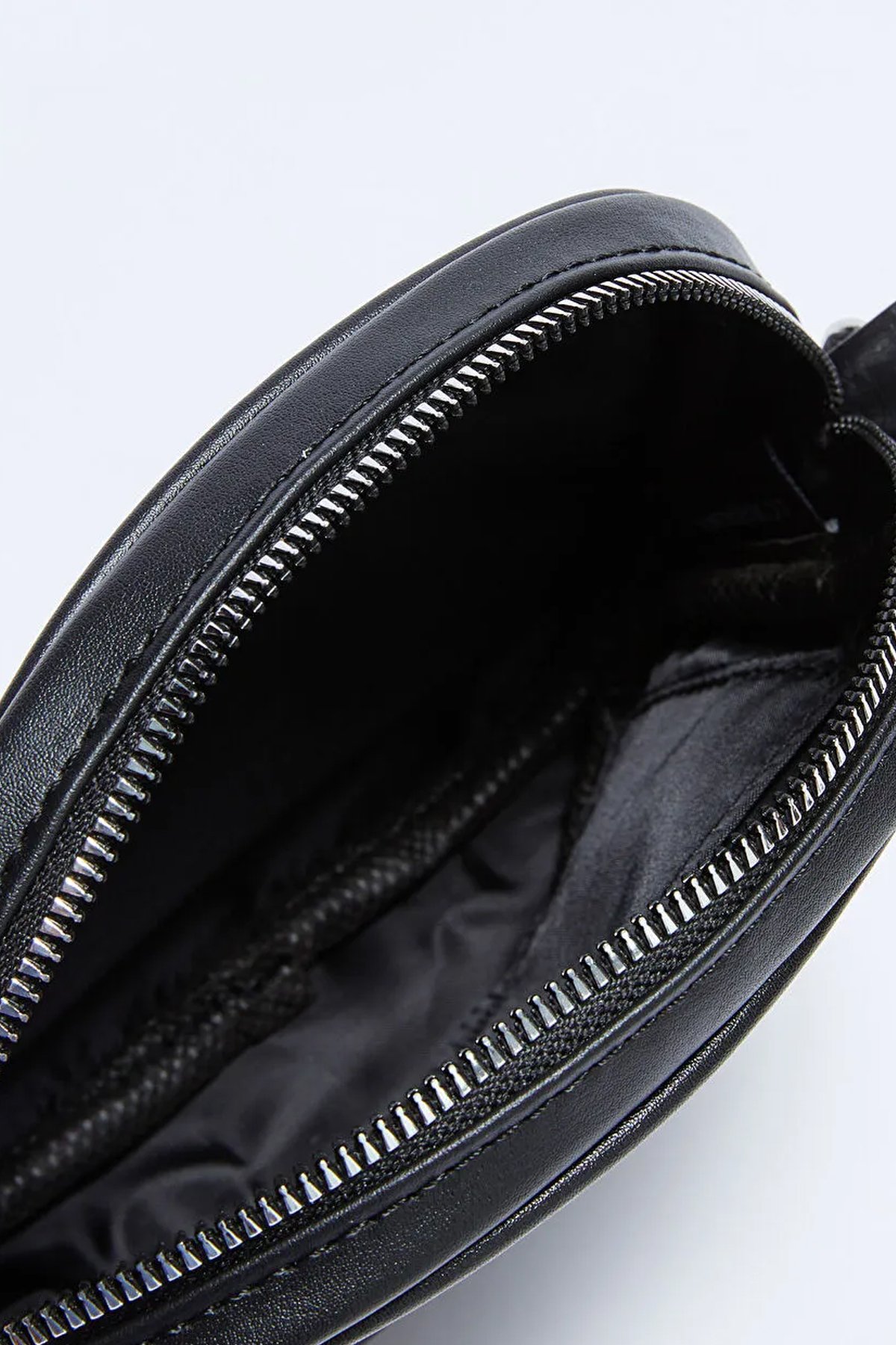 LWE10673-SyhTalhaLuwwe Bag'sKadın Deri Görünümlü Kapitoneli Zincir Detay Askılı Çapraz-Omuz Çantası (10673)