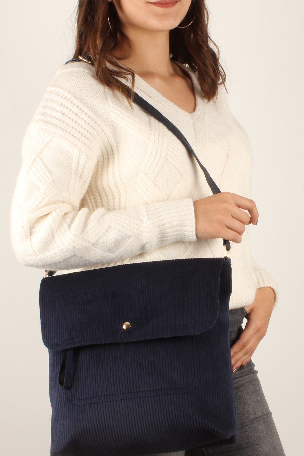 LWE20334-SLuwweLuwwe Bag'sKadın Kadife Postacı Çanta