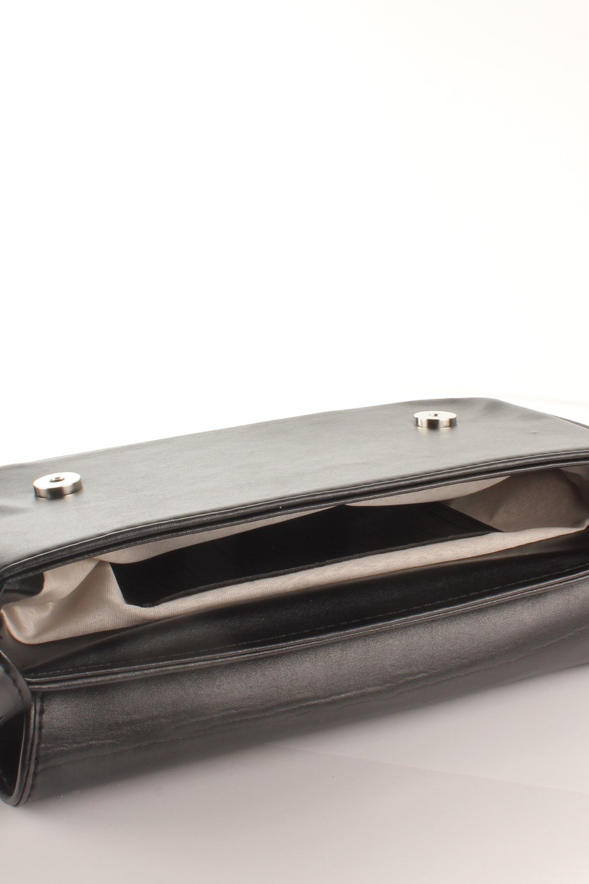 LWE10421-SLuwweLuwwe Bag'sKadın Kapaklı Kalıp Baget Çanta (10421)