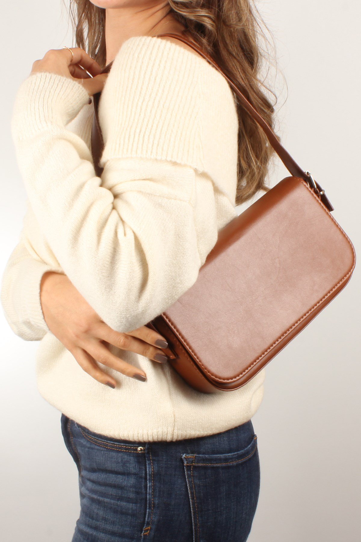 LWE10421-SLuwweLuwwe Bag'sKadın Kapaklı Kalıp Baget Çanta (10421)