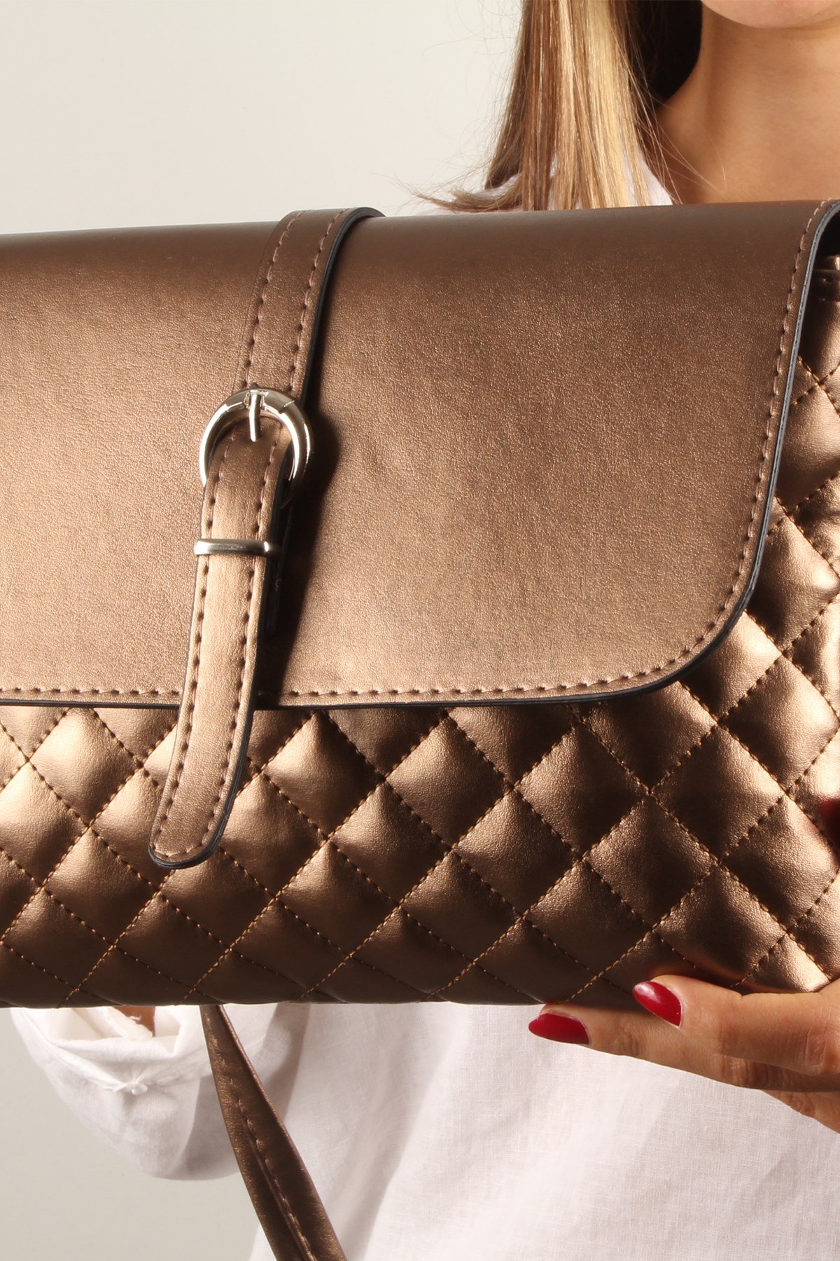 LWE20392-SLuwweLuwwe Bag'sKadın Kapitone Omuz Çantası (20392)