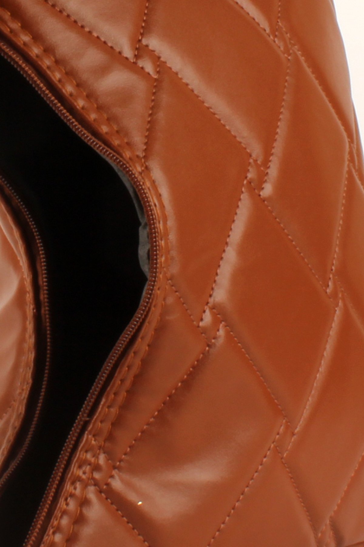 LWE10687-SyhTalhaLuwwe Bag'sKadın Kapitone Özel Nakışlı Zincir Askılı Baget Çanta (10687)