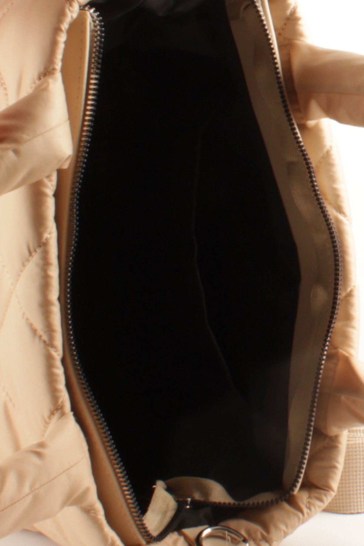 LWE10757-SyhTalhaLuwwe Bag'sKadın Kapitoneli Paraşüt Kumaş Çapraz Askılı Şişme Puf El ve Omuz Çantası (10757)