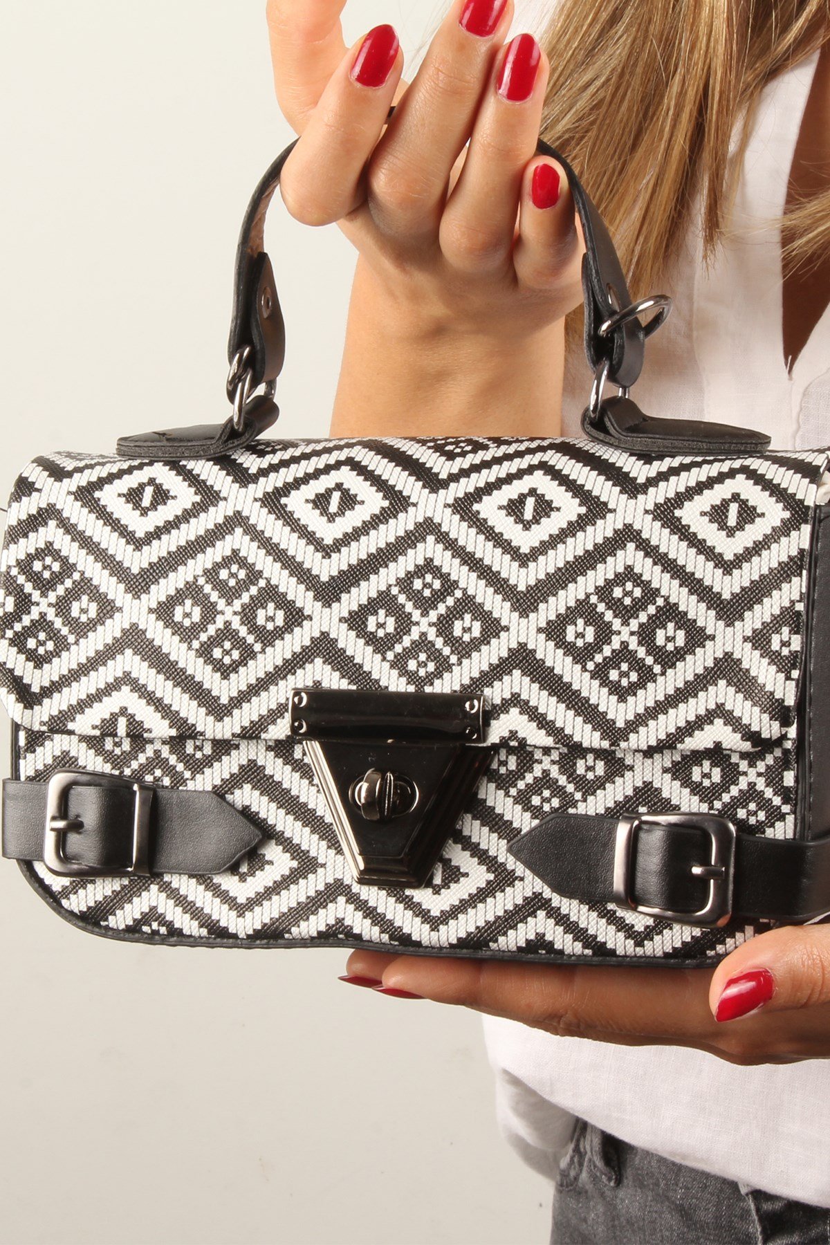 LWE20393-SLuwweLuwwe Bag'sKadın Mini Kapitone El ve Omuz Çantası (20393)