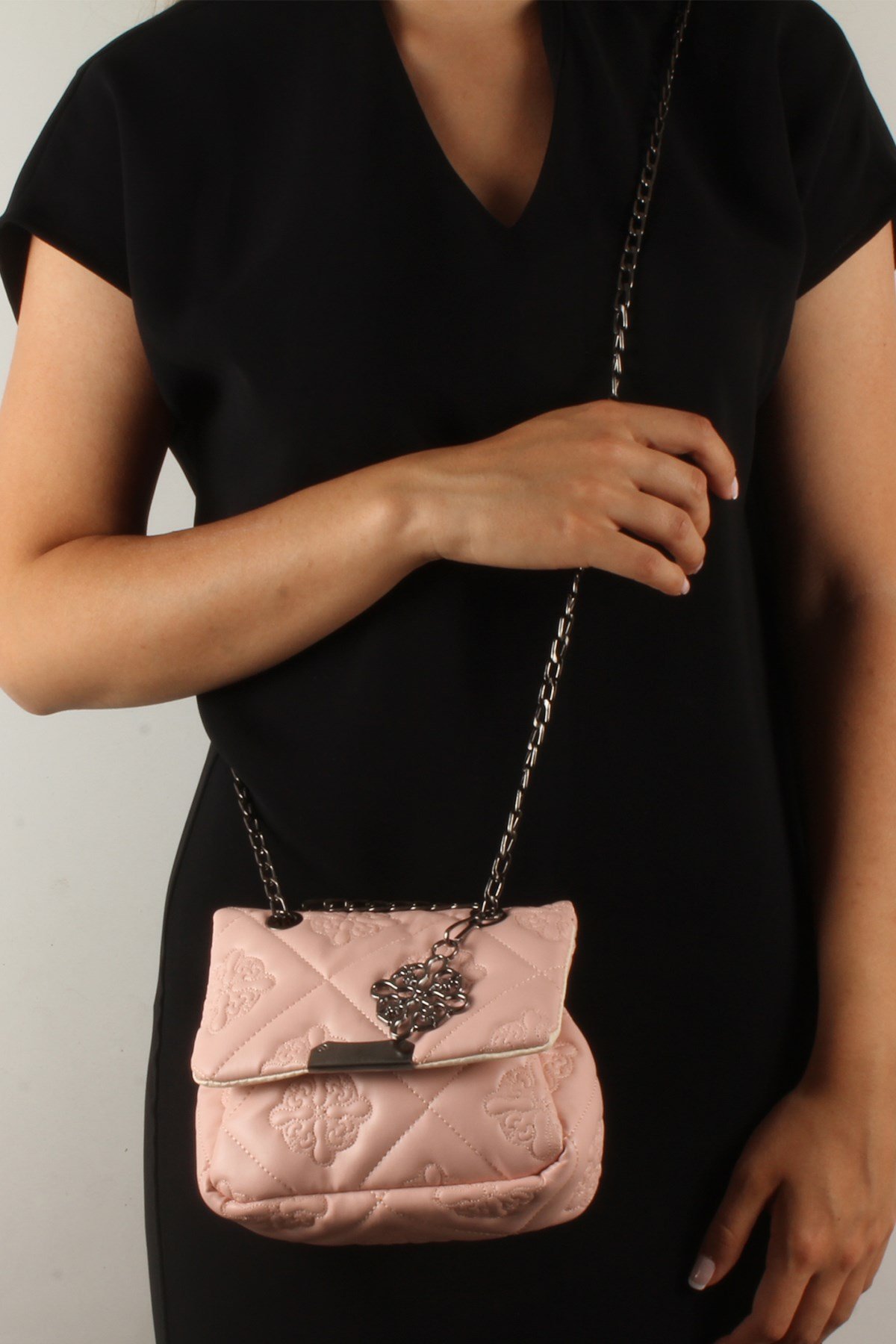 LWE20370-SLuwweLuwwe Bag'sKadın Motif İşlemeli Zincir Askılı Mini Omuz Çantası (20370)