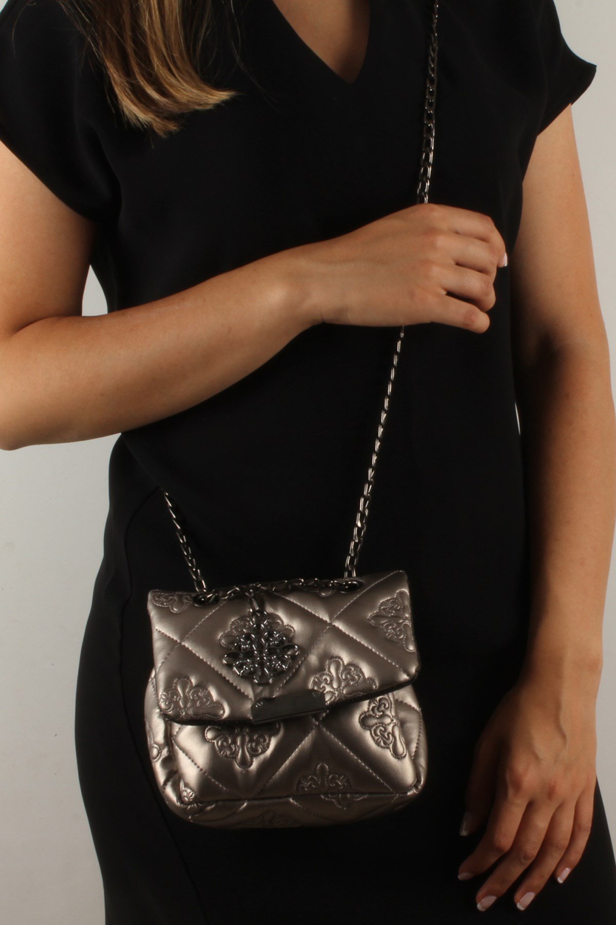 LWE20370-SLuwweLuwwe Bag'sKadın Motif İşlemeli Zincir Askılı Mini Omuz Çantası (20370)