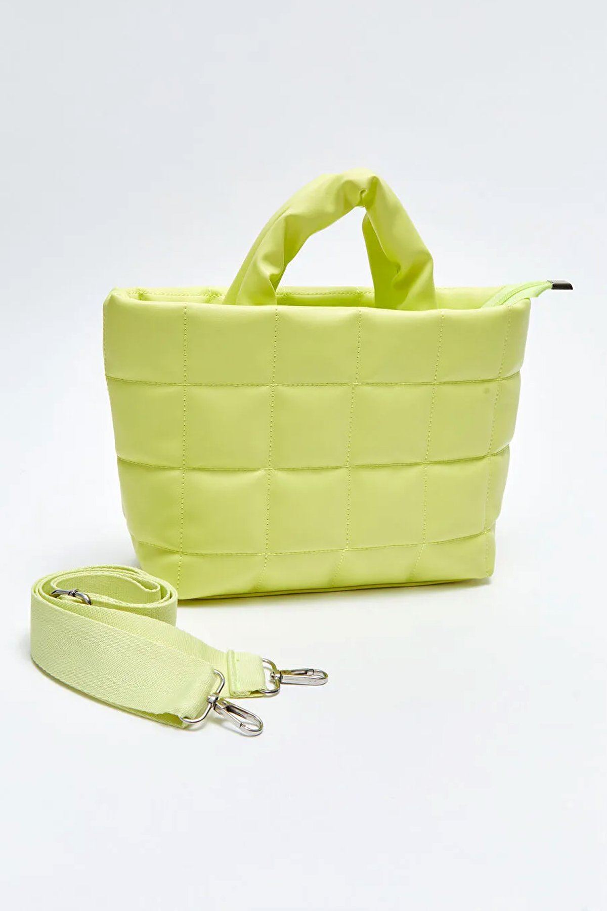 LWE1648-KrmTalhaLuwwe Bag'sKadın Özel Seri Kapitoneli Saten Astarlı Kolon Omuz Askılı El ve Omuz Çantası (1648)