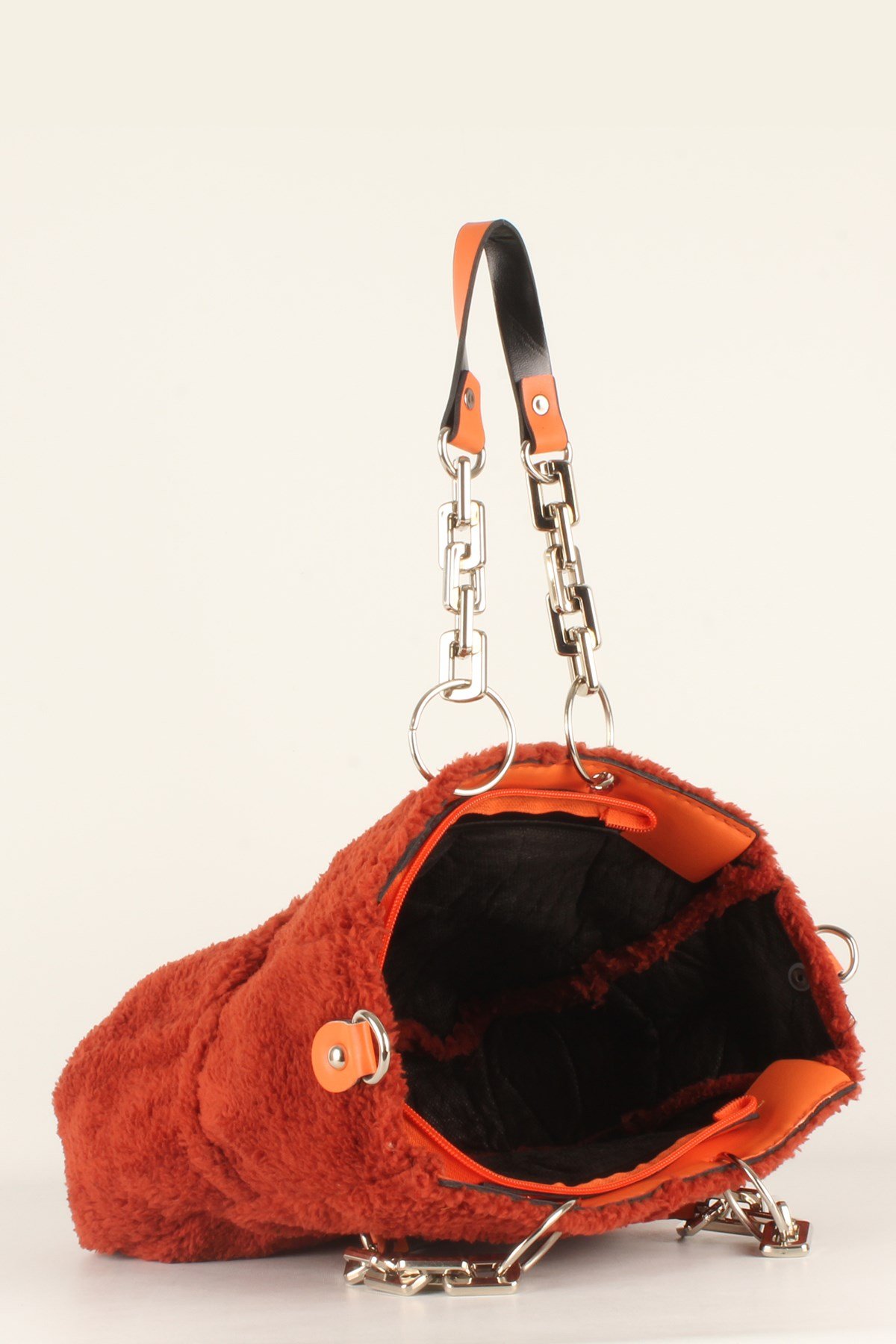 LWE10412-SLuwweLuwwe Bag'sKadın Plastik Zincirli Tüylü-Peluş Çanta (10412)