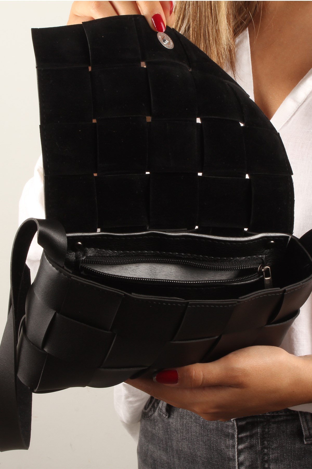 LWE20389-SLuwweLuwwe Bag'sKadın Şerit Kesimli Baget Tarz Omuz Çantası (20389)