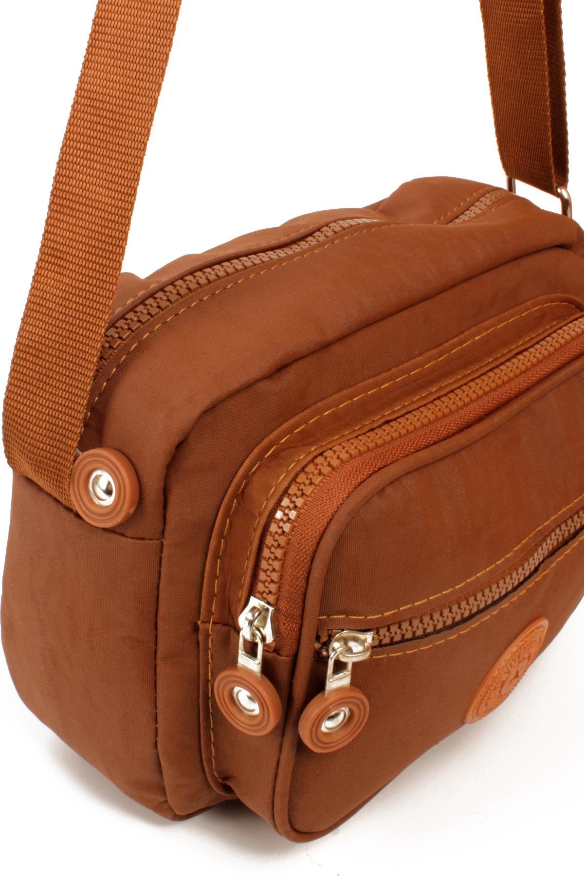 LWE20828-SyhTalhaLuwwe Bag'sKadın Üç Bölmeli Anne Tarz Krinkıl Kumaş Fermuar Kapama Dokuma Kolon Askılı Omuz Çantası (20828)