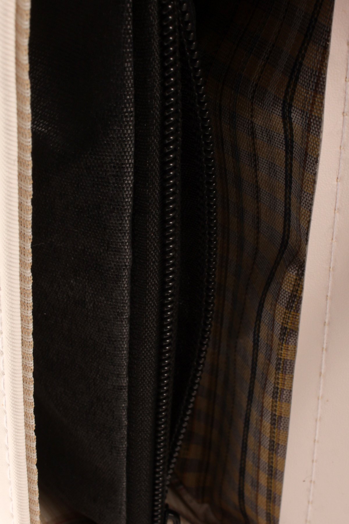 LWE20823-SyhTalhaLuwwe Bag'sKadın Üç Bölmeli Deri Metal Örgü Askı Kapitoneli Kilitli Üst Kapaklı Mini El ve Omuz Çantası (20823)