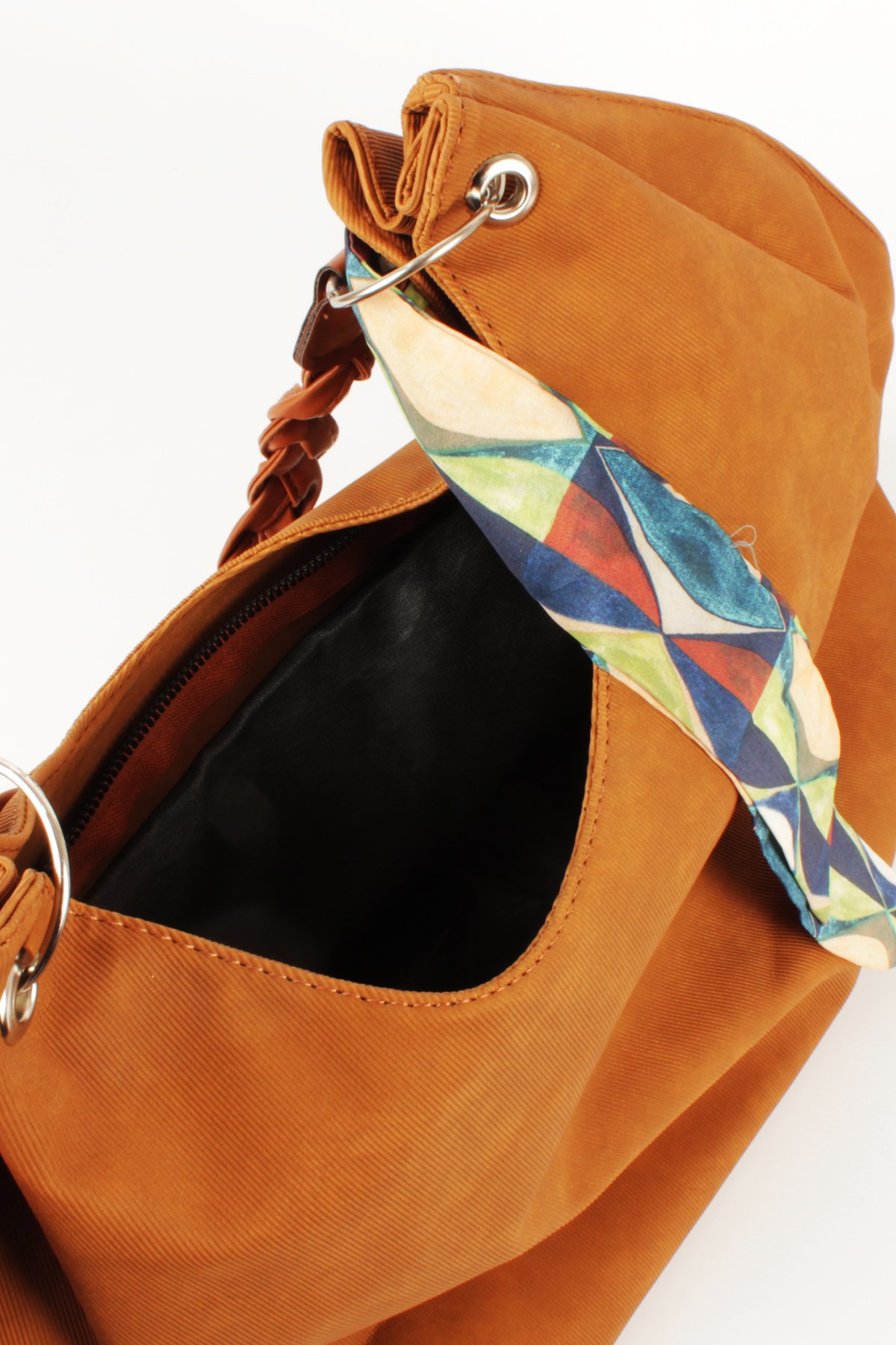 LWE1775-SyhTalhaLuwwe Bag'sKadın Vegan Nubuk Deri Salaş Tarz Örgü Askılı Fularlı Dış Cepli Fermuar Kapamalı Tote Çanta (1775)