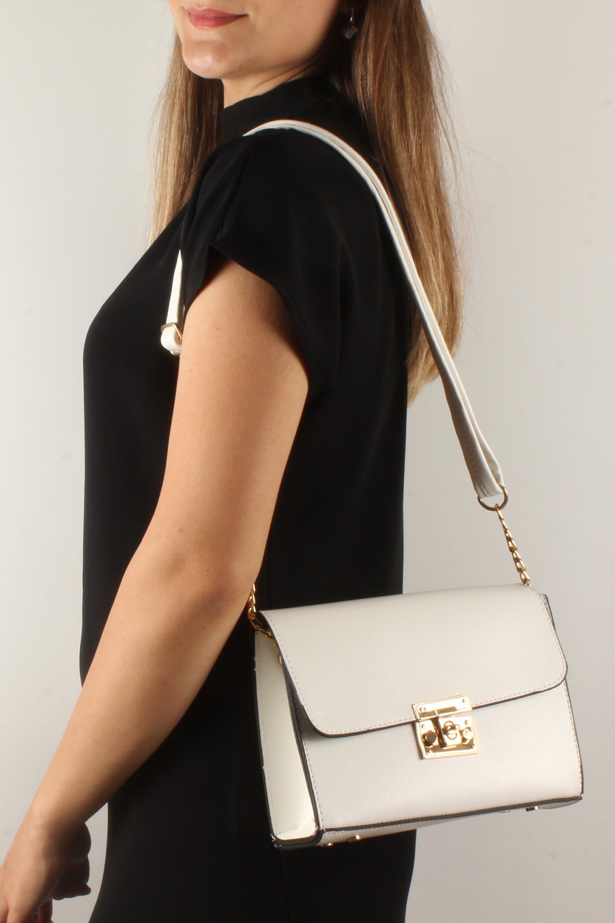 LWE20376-SLuwweLuwwe Bag'sKadın Yarı Zincir Askılı Cepli Omuz Çantası (20376)