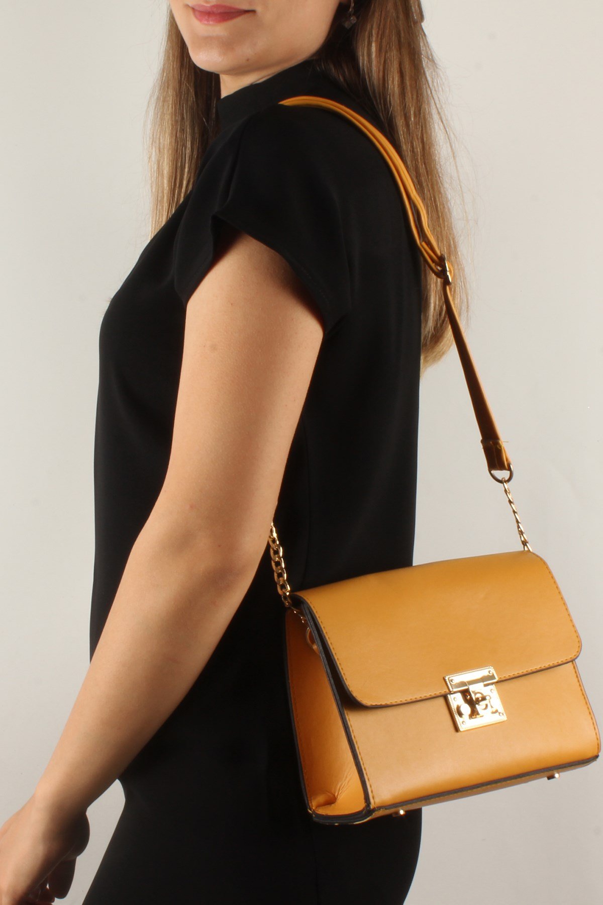 LWE20376-SLuwweLuwwe Bag'sKadın Yarı Zincir Askılı Cepli Omuz Çantası (20376)