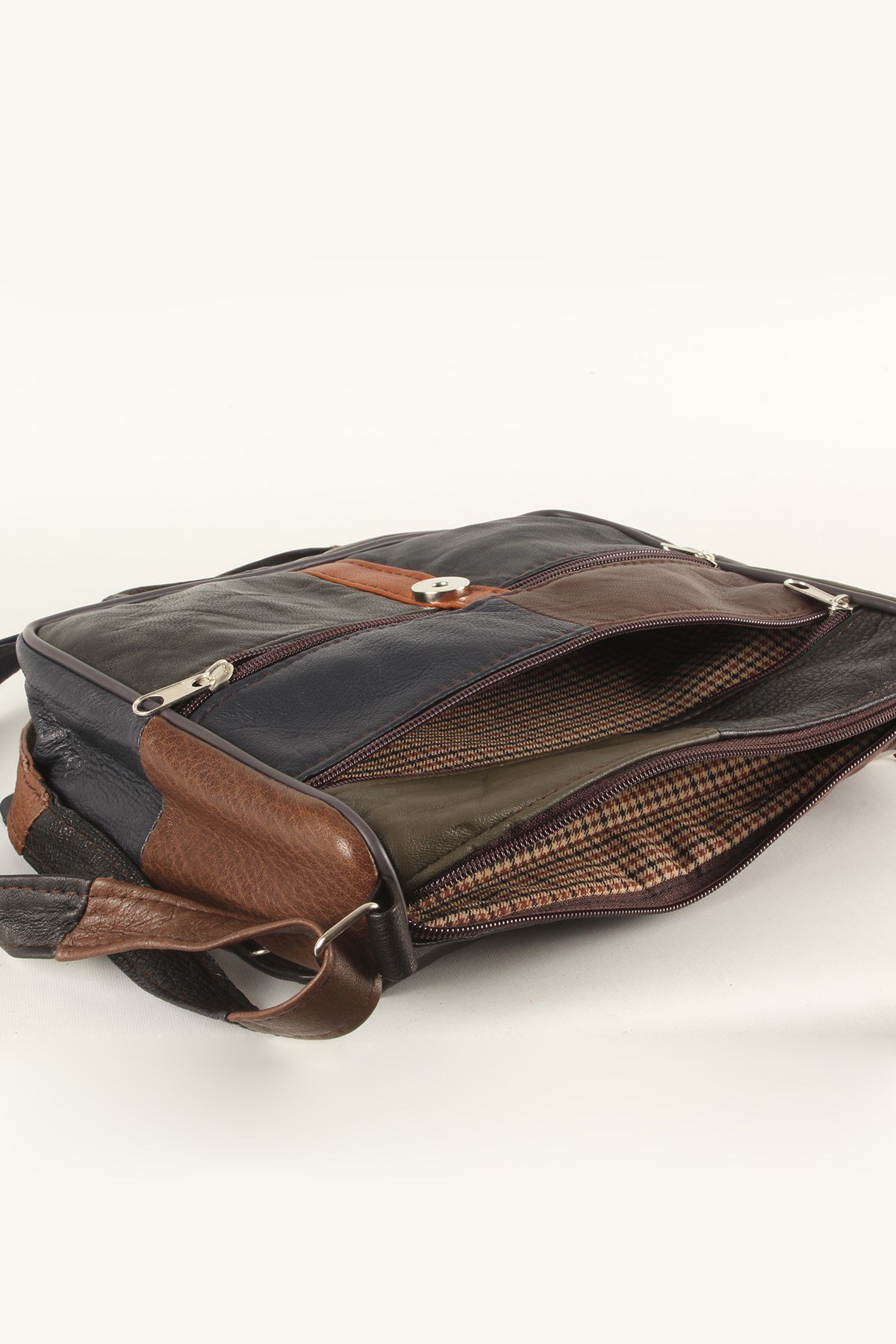 LWE1403-SLuwweLuwwe Bag'sKadın Yumuşak Hakiki Deri Parçalı ve Renkli Omuz Çantası (1403)