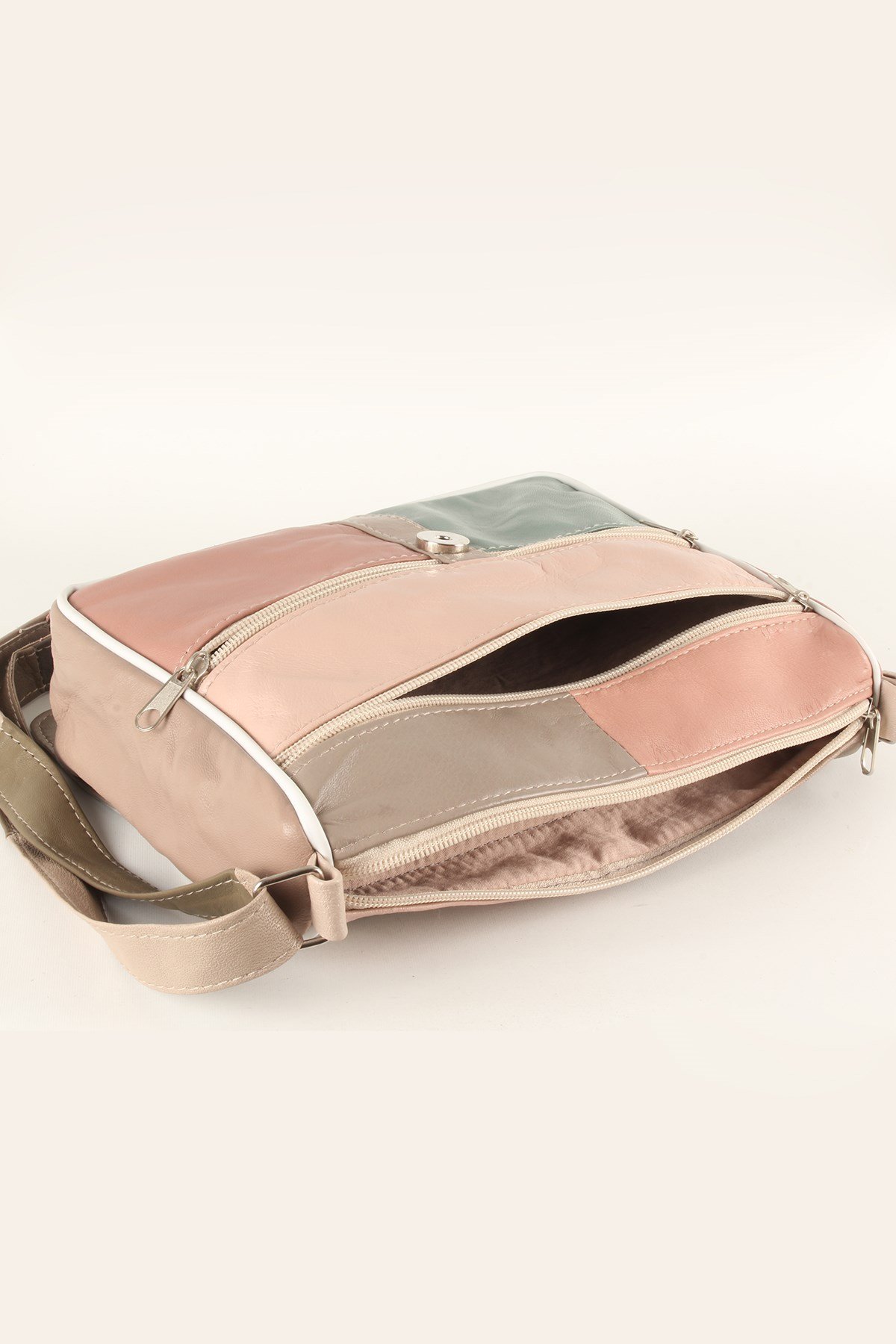 LWE1403-SLuwweLuwwe Bag'sKadın Yumuşak Hakiki Deri Parçalı ve Renkli Omuz Çantası (1403)