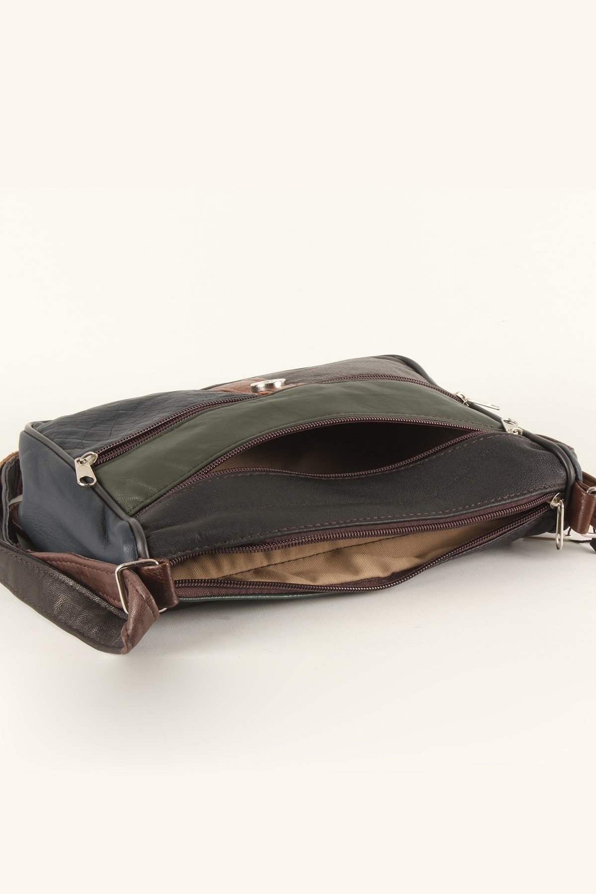 LWE1403-SLuwweLuwwe Bag'sKadın Yumuşak Hakiki Deri Parçalı ve Renkli Omuz Çantası (1403)