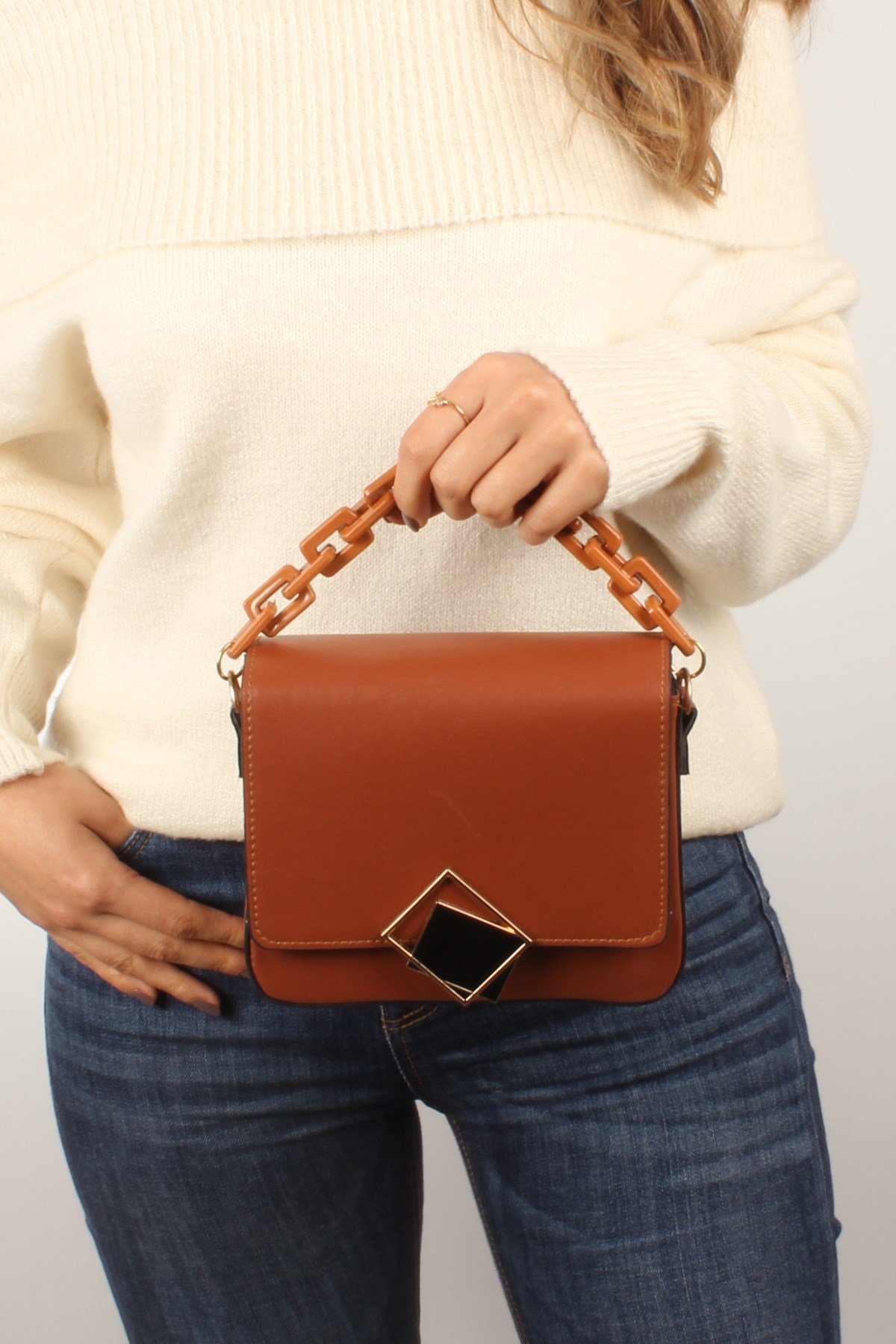 LWE20422-SLuwweLuwwe Bag'sKadın Zincir El Saplı Naturel Renk Kare El ve Omuz Çantası (20422)