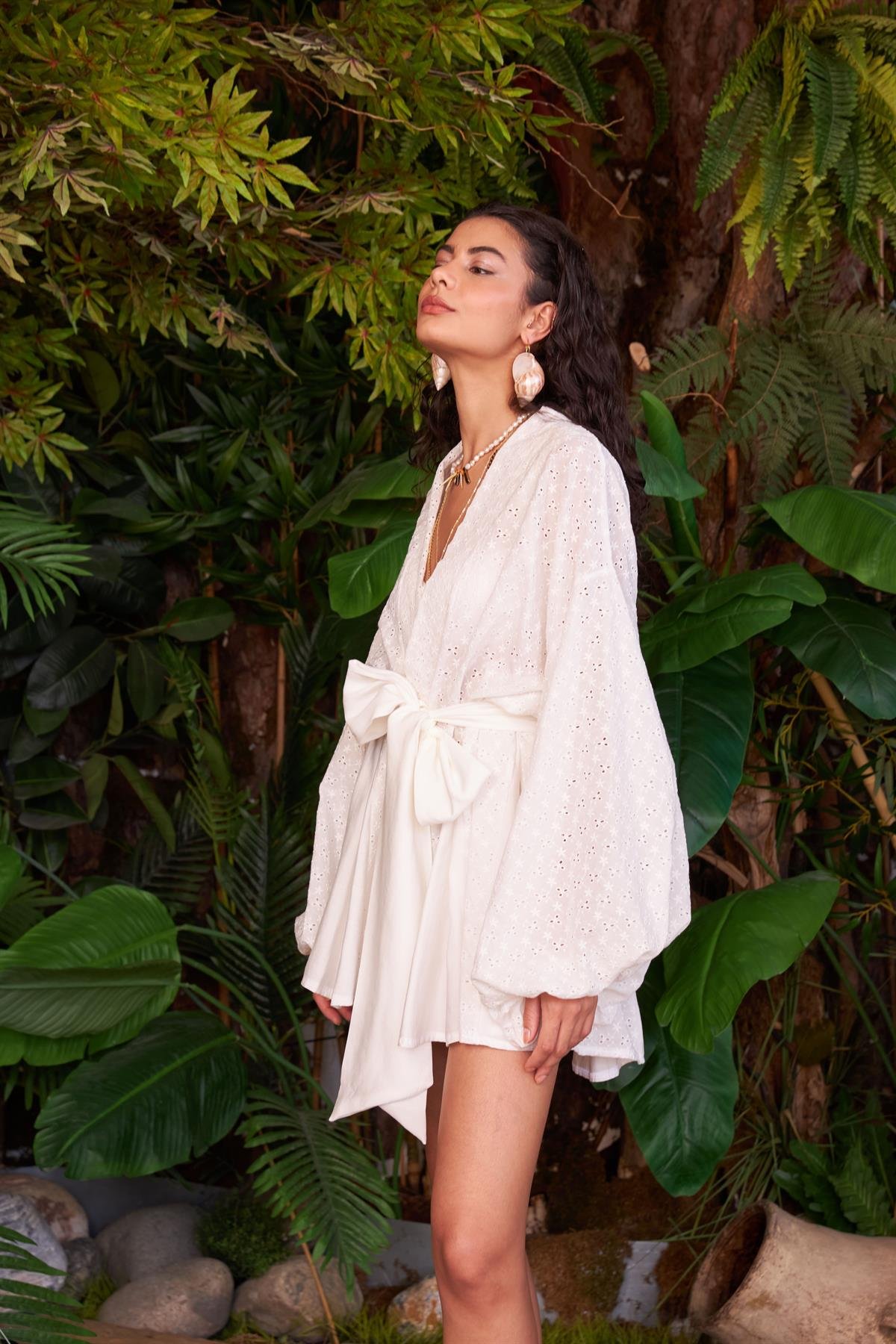 Bodhi Beyaz Balon Kollu Fistolu Mini Kimono
