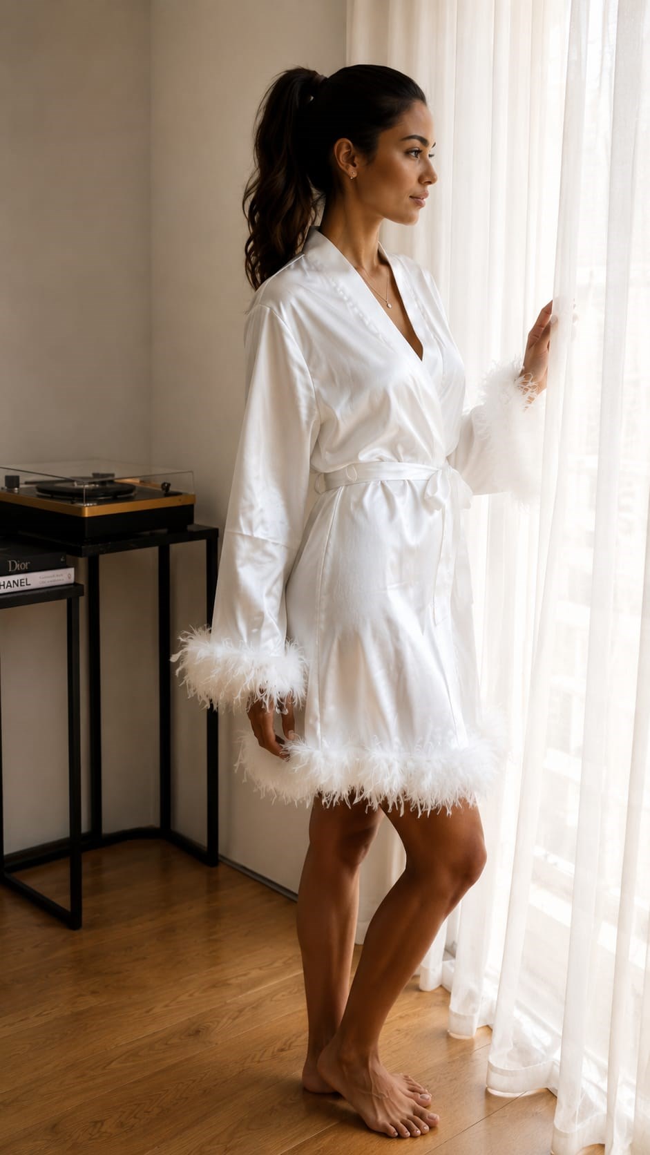 Bride İşlemeli Beyaz Zaten Otrişli Sabahlık 
