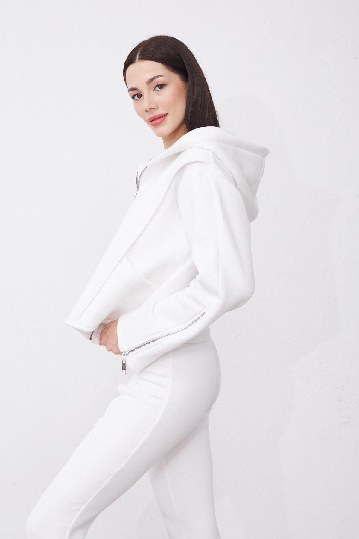 Kylie Beyaz Oversize Pamuklu Kapşonlu Hodie Sweatshirt ve Jogger Eşofman Takım