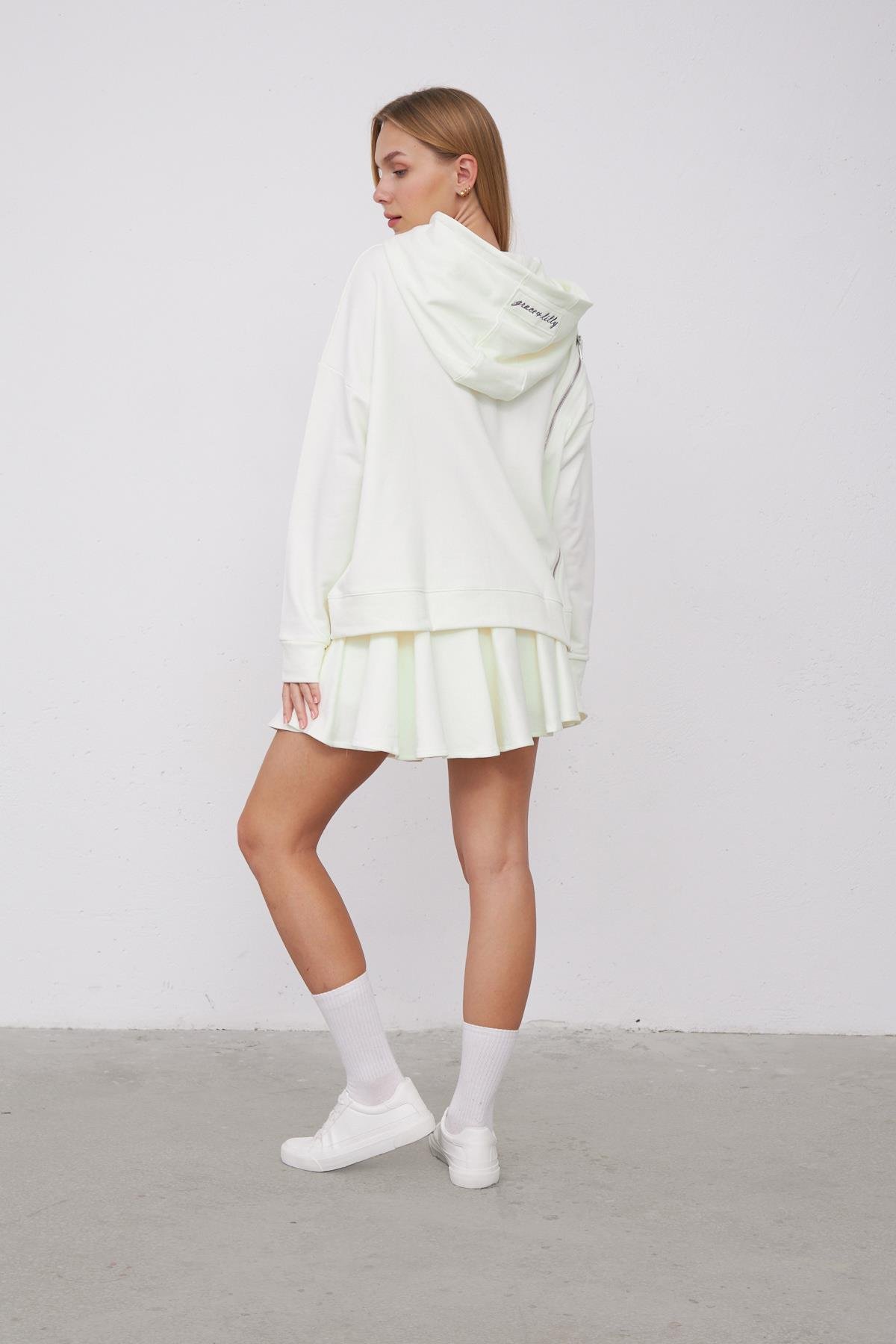 Saage Oversize Pamuklu Kapşonlu Fermuar Tasarım Sweatshirt ve Şort Etek Takım