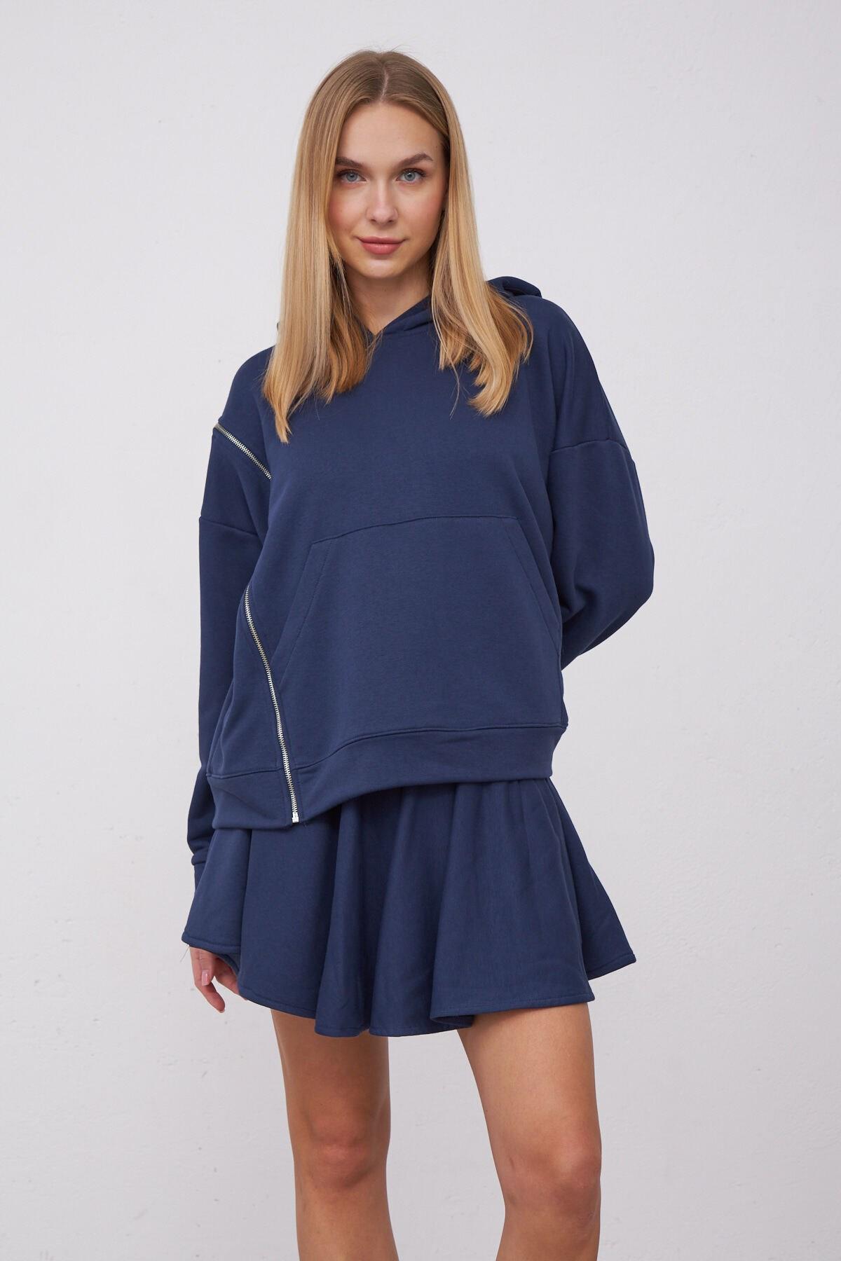 Saage Oversize Pamuklu Kapşonlu Fermuar Tasarım Sweatshirt ve Şort Etek Takım