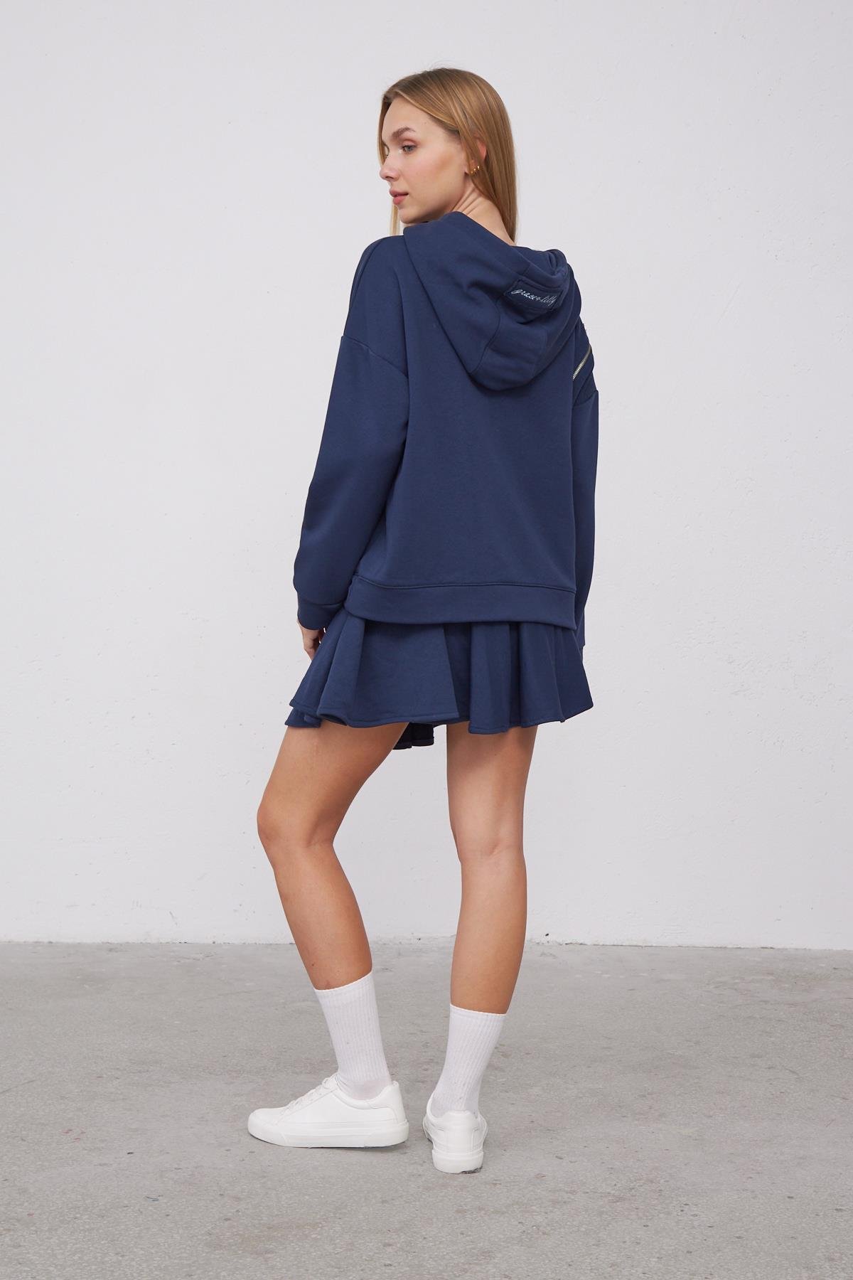 Saage Oversize Pamuklu Kapşonlu Fermuar Tasarım Sweatshirt ve Şort Etek Takım