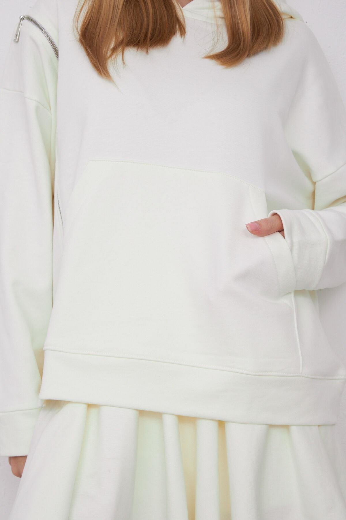 Saage Oversize Pamuklu Kapşonlu Fermuar Tasarım Sweatshirt ve Şort Etek Takım