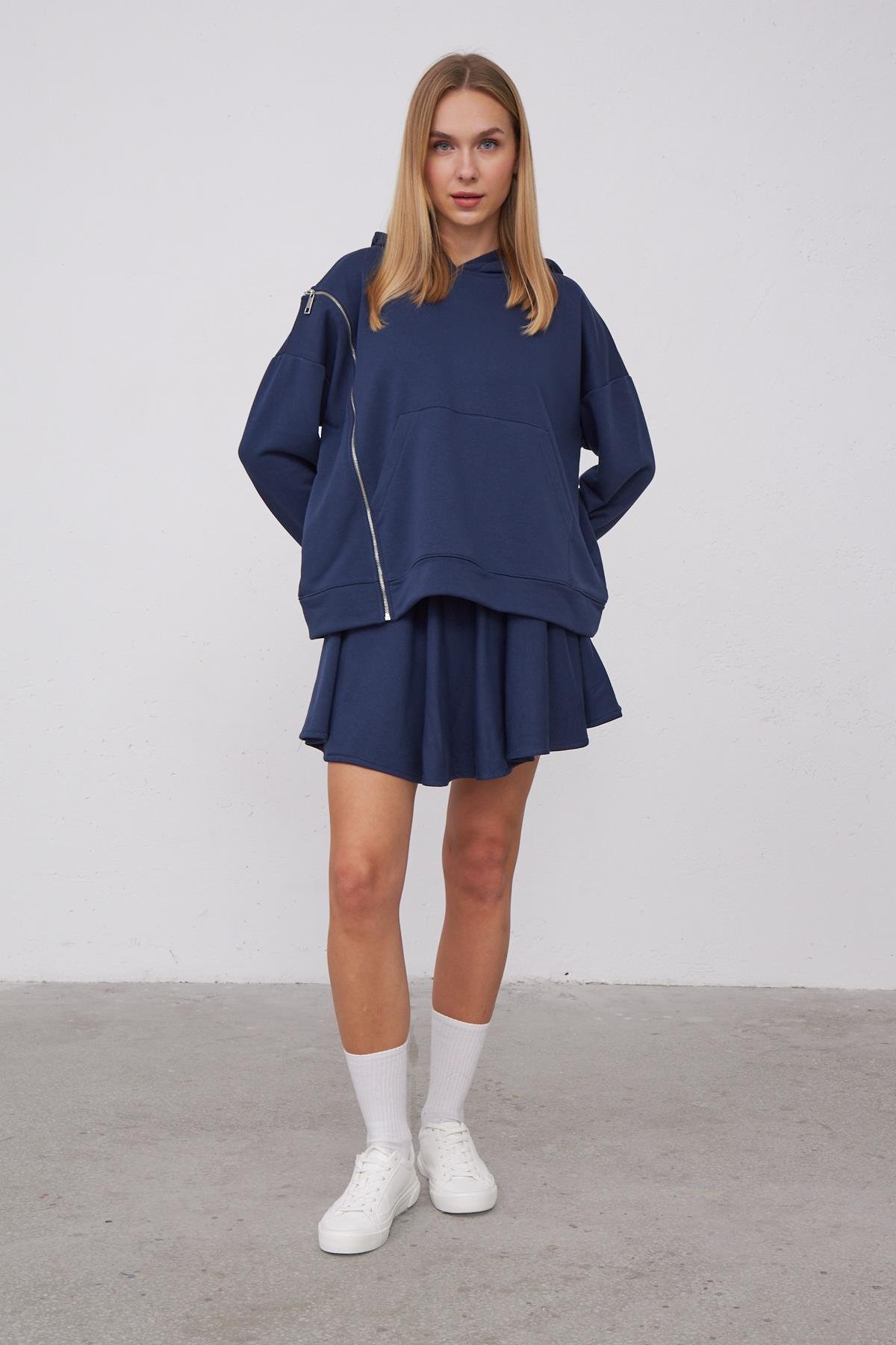 Saage Oversize Pamuklu Kapşonlu Fermuar Tasarım Sweatshirt ve Şort Etek Takım