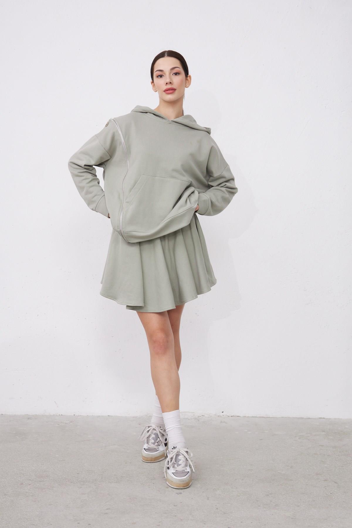 Saage Taş Rengi Oversize Pamuklu Kapşonlu Fermuar Tasarım Sweatshirt ve Şort Etek Takım