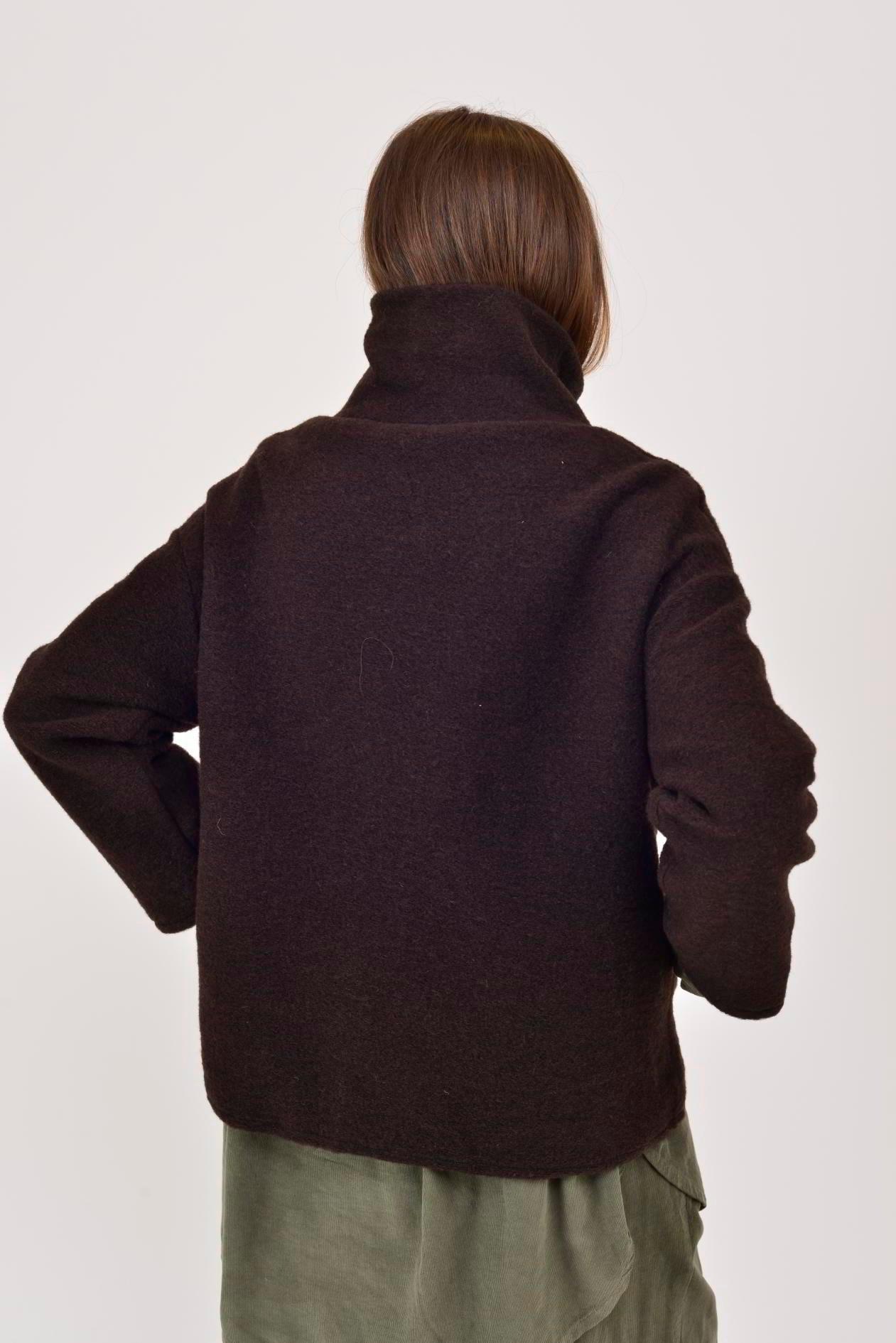 08023 Düz Desen Düğmeli Keçe Kaban