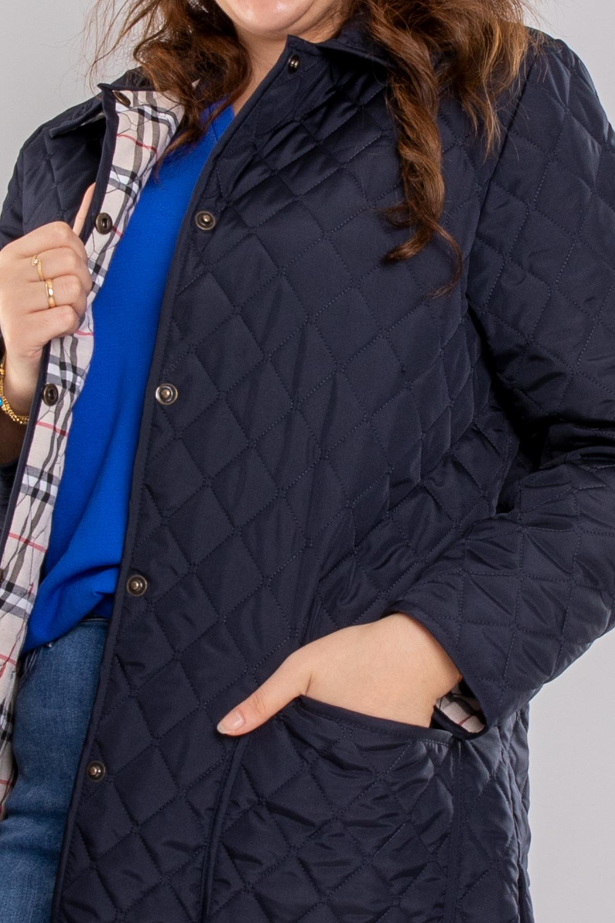 1007 Büyük Beden Baklava Desen Önden Cepli Çıtçıtlı Kadın Mont