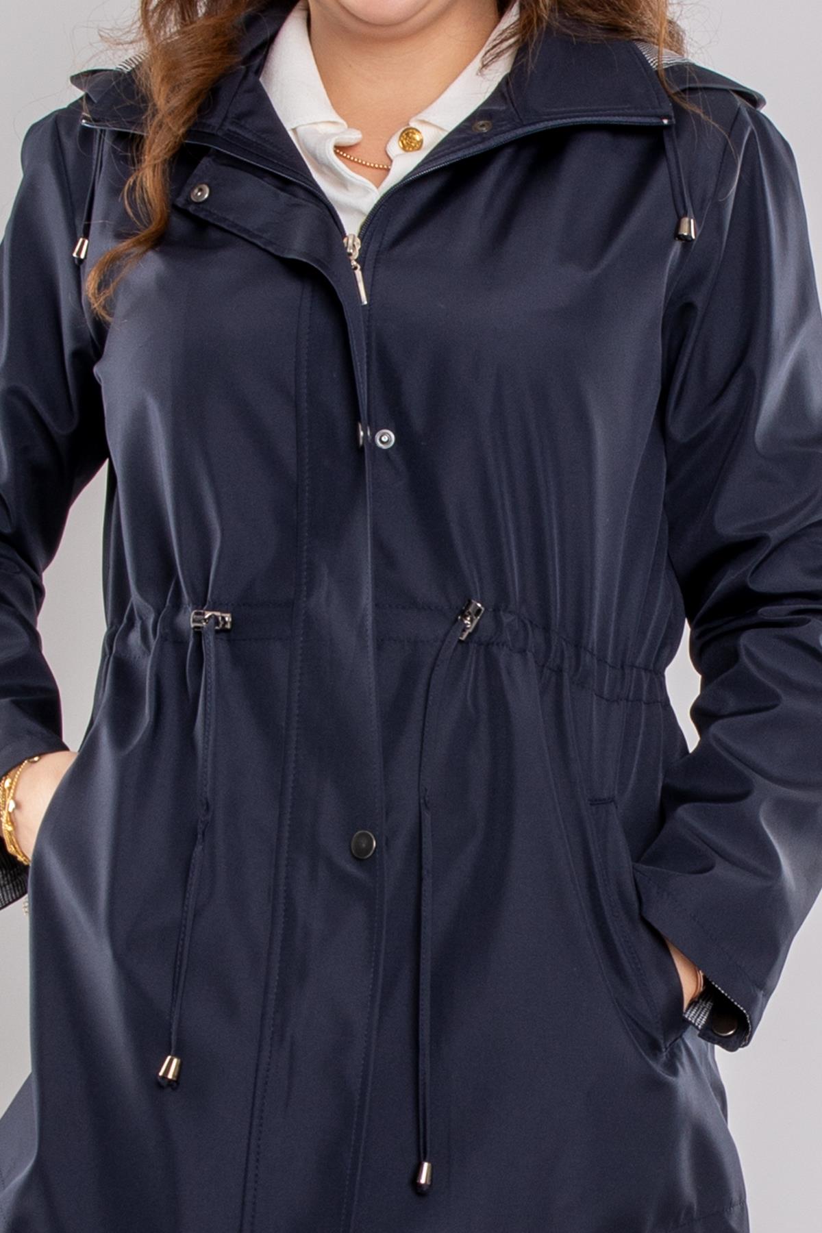 1009 Büyük Beden Kol Katlama Kapüşonlu Beli Bağcıklı Kadın Trençkot