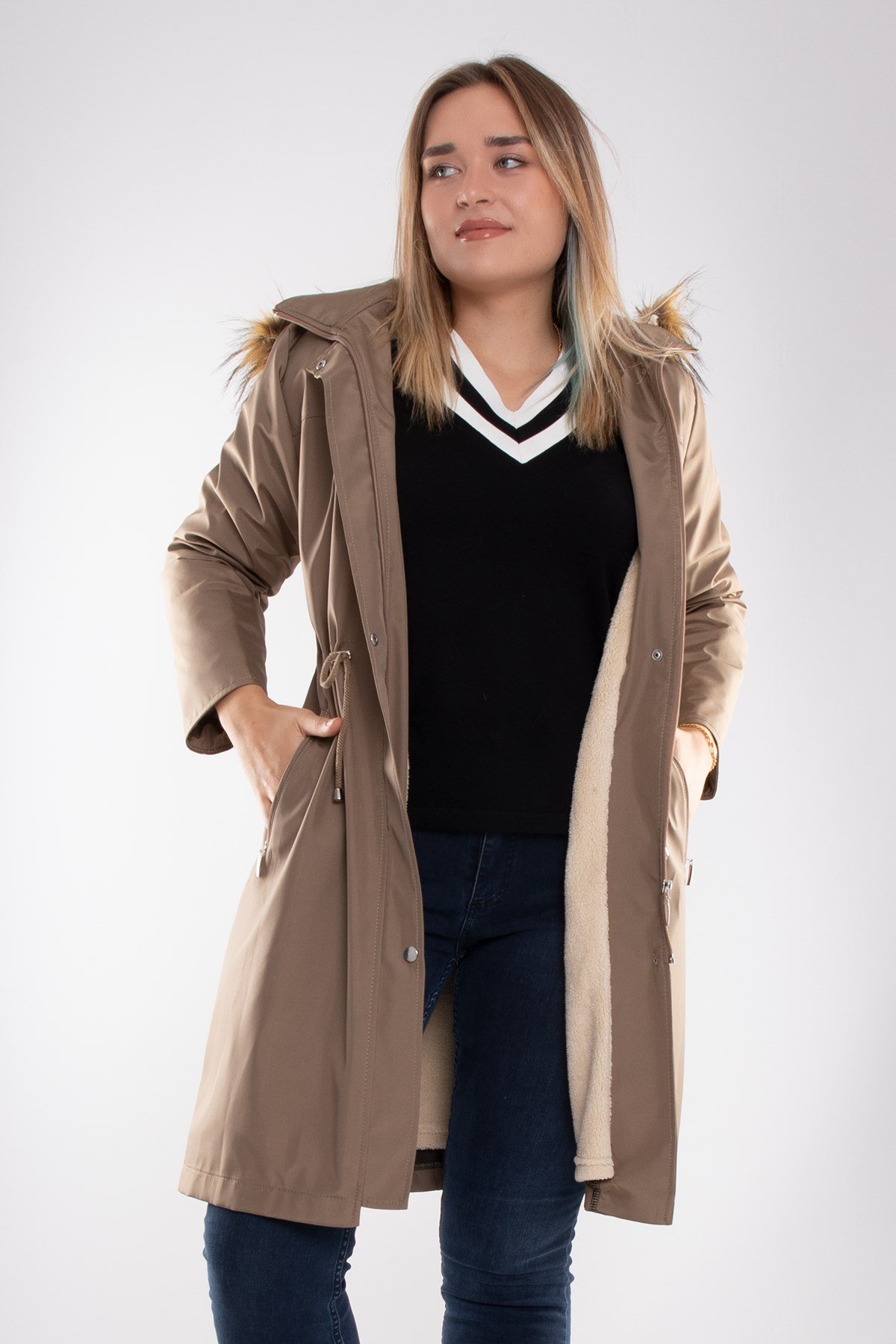 1010 Büyük Beden Kapşonlu Fermuarlı Beli Bağcıklı Uzun Kap