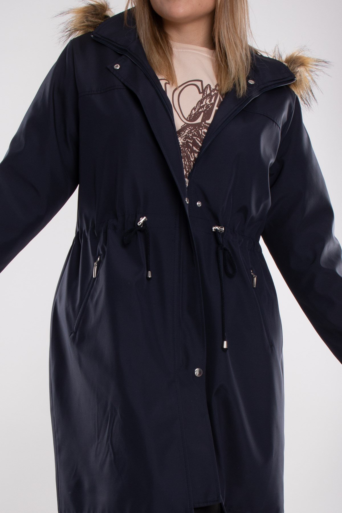 1011 Battal Beden İçi Kürklü Beli Bağcıklı Kapşonlu Uzun Kap