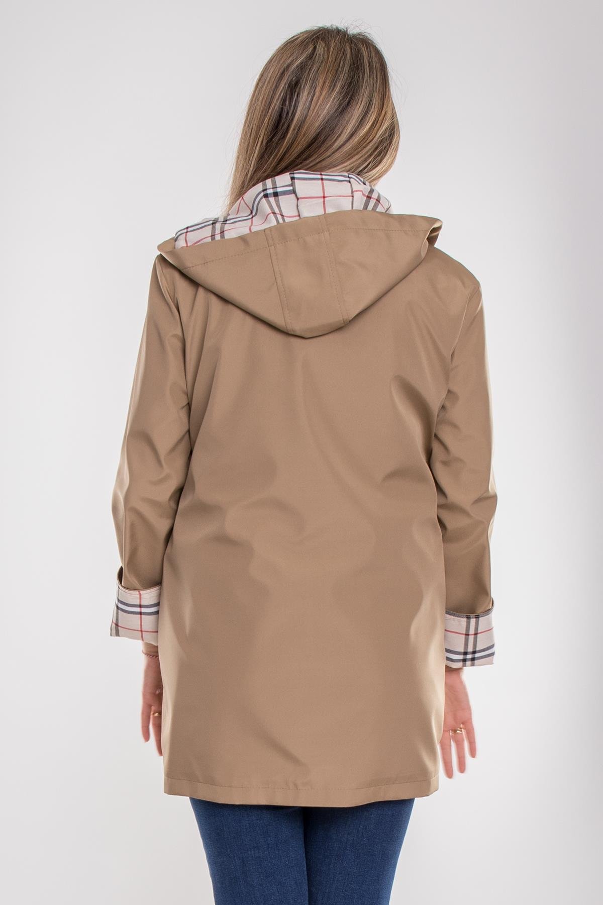 1017 Büyük Beden Cep Fermuarlı Beli Bağcıklı Kapüşonlu Kadın Trençkot