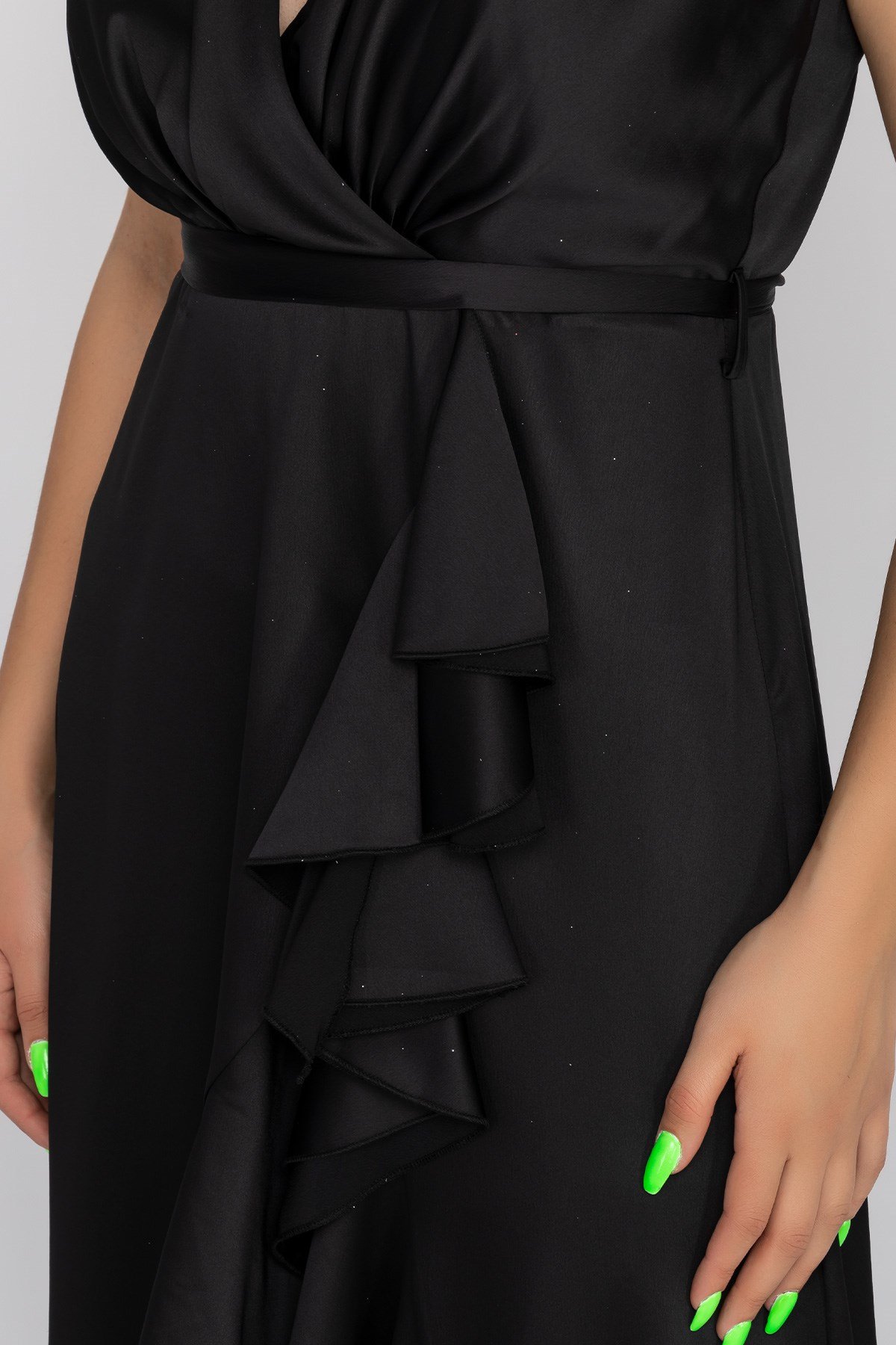 1026 Büyükbeden Saten Eteği Katkat Uzun Abiye Elbise