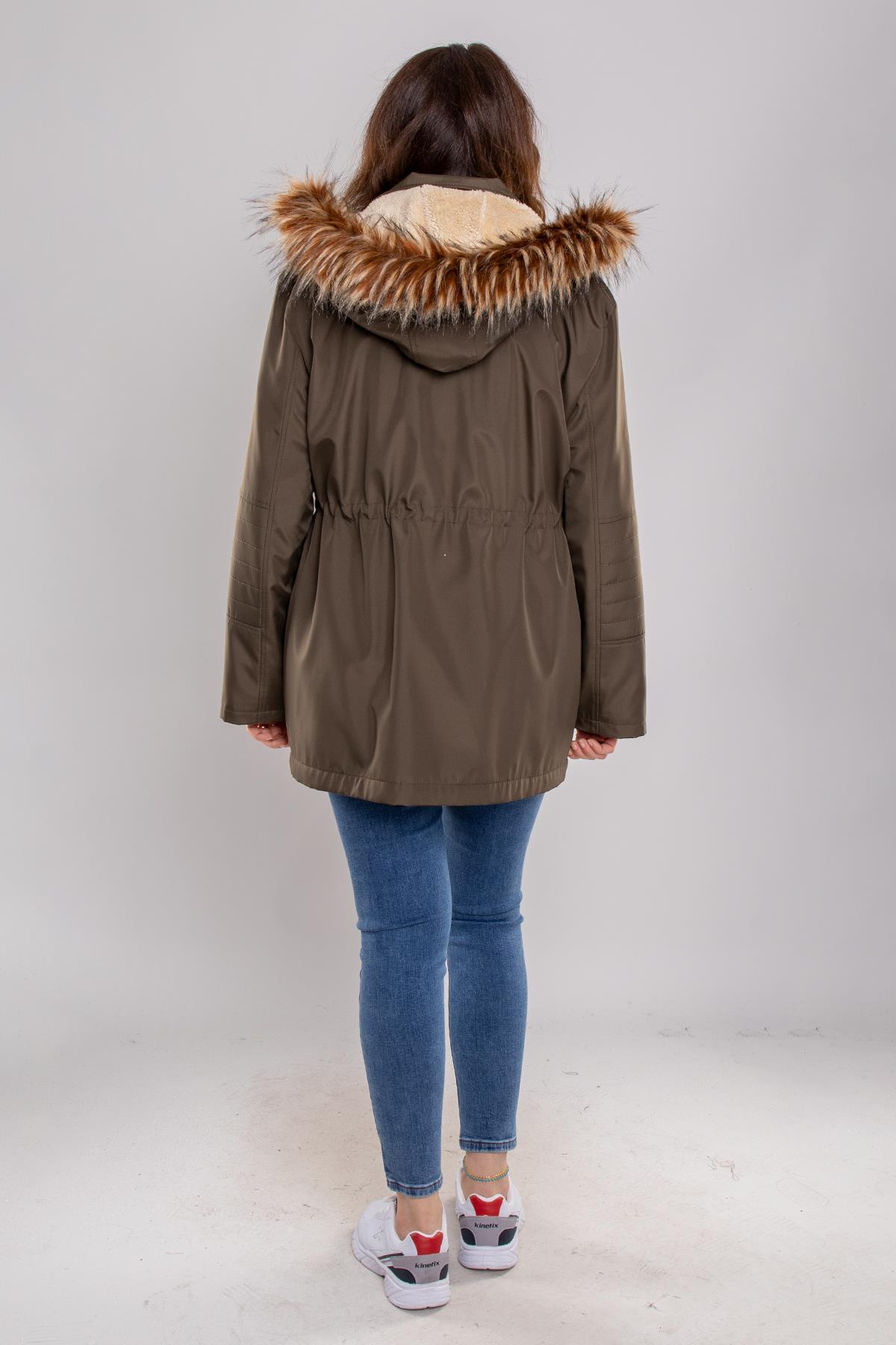 1027 Büyük Beden İçi Kürklü Kapüşonlu 4 Cep Beli Bağcıklı Kadın Kap